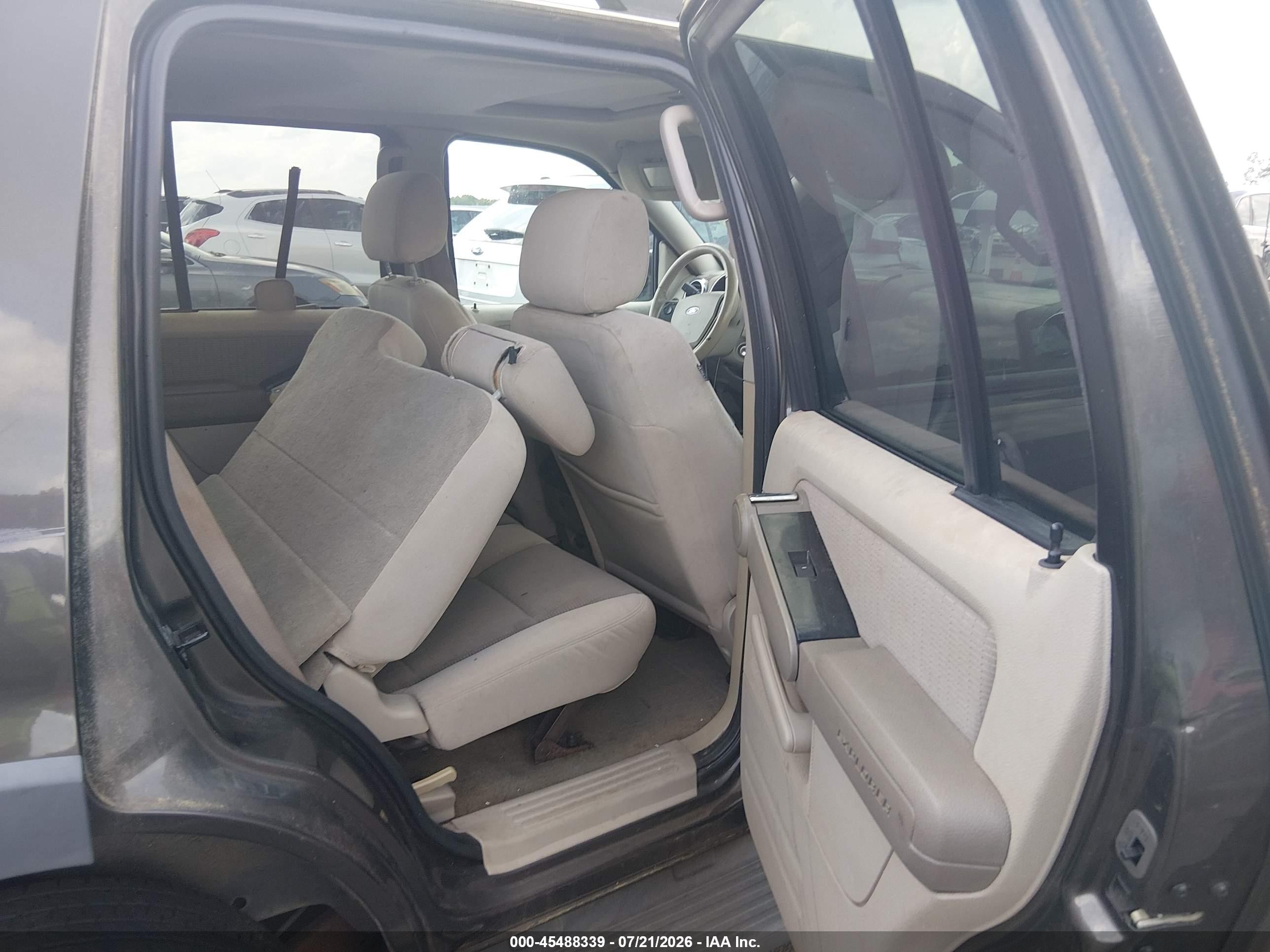 2006 Ford Explorer Xlt Brown vin: 1FMEU73EX6UA63470