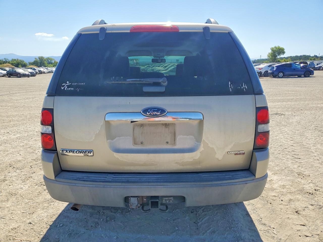 2006 Ford Explorer Xlt Beige vin: 1FMEU73EX6ZA05183