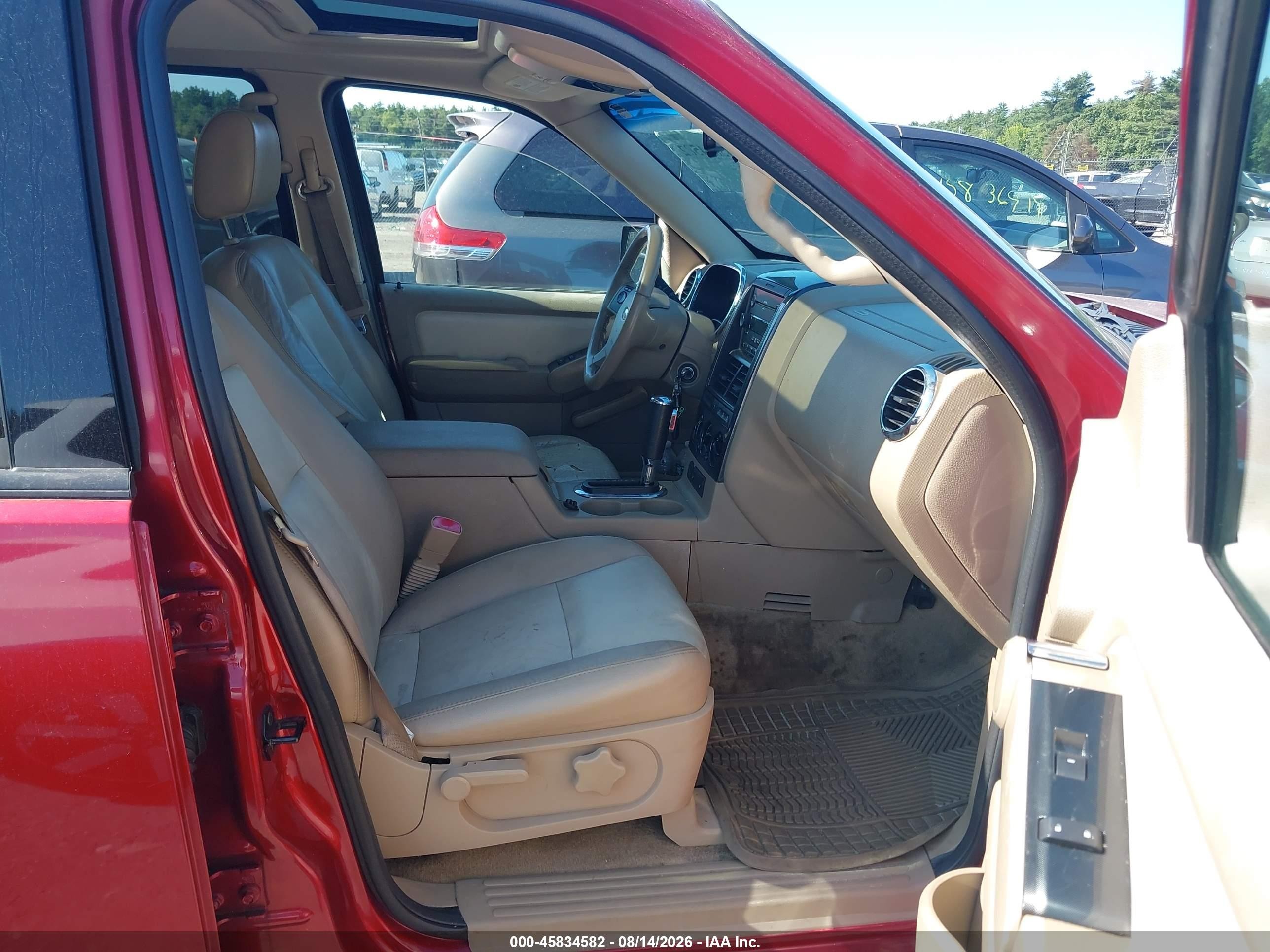 2007 Ford Explorer Xlt Red vin: 1FMEU73EX7UB79074