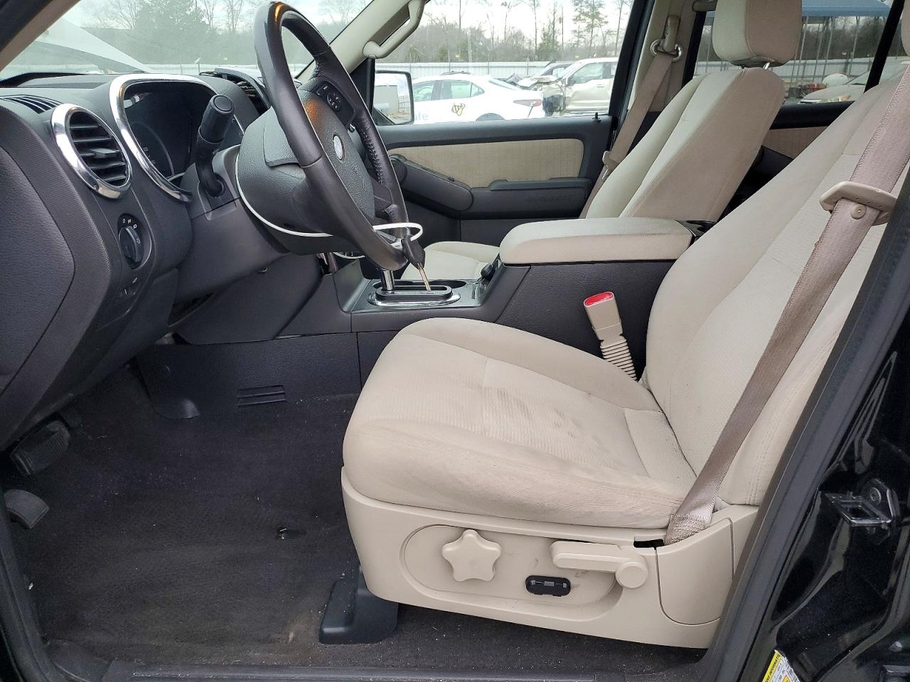 2008 Ford Explorer Xlt Black vin: 1FMEU73EX8UA10139
