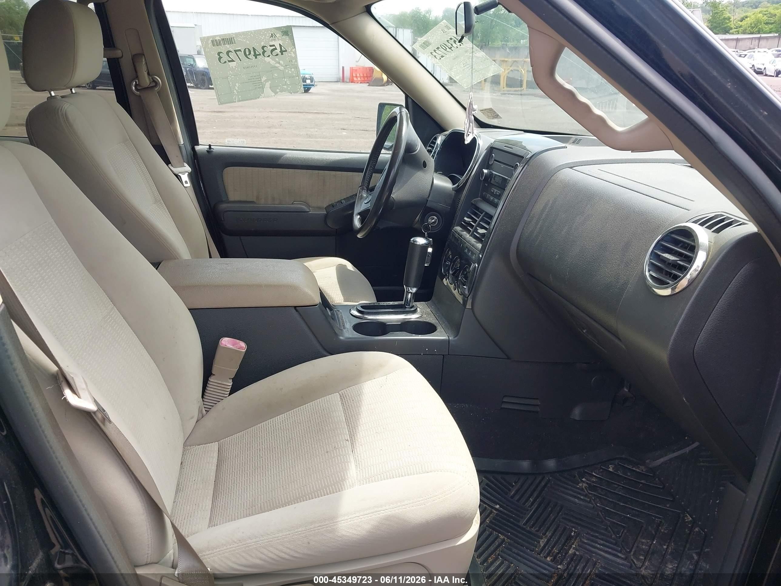 2008 Ford Explorer Xlt Black vin: 1FMEU73EX8UA35722