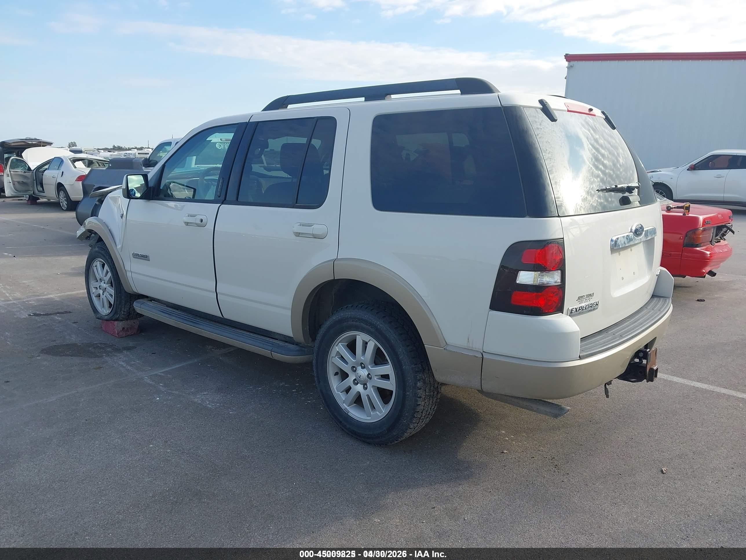 2008 Ford Explorer Eddie Bauer White vin: 1FMEU74808UB07326