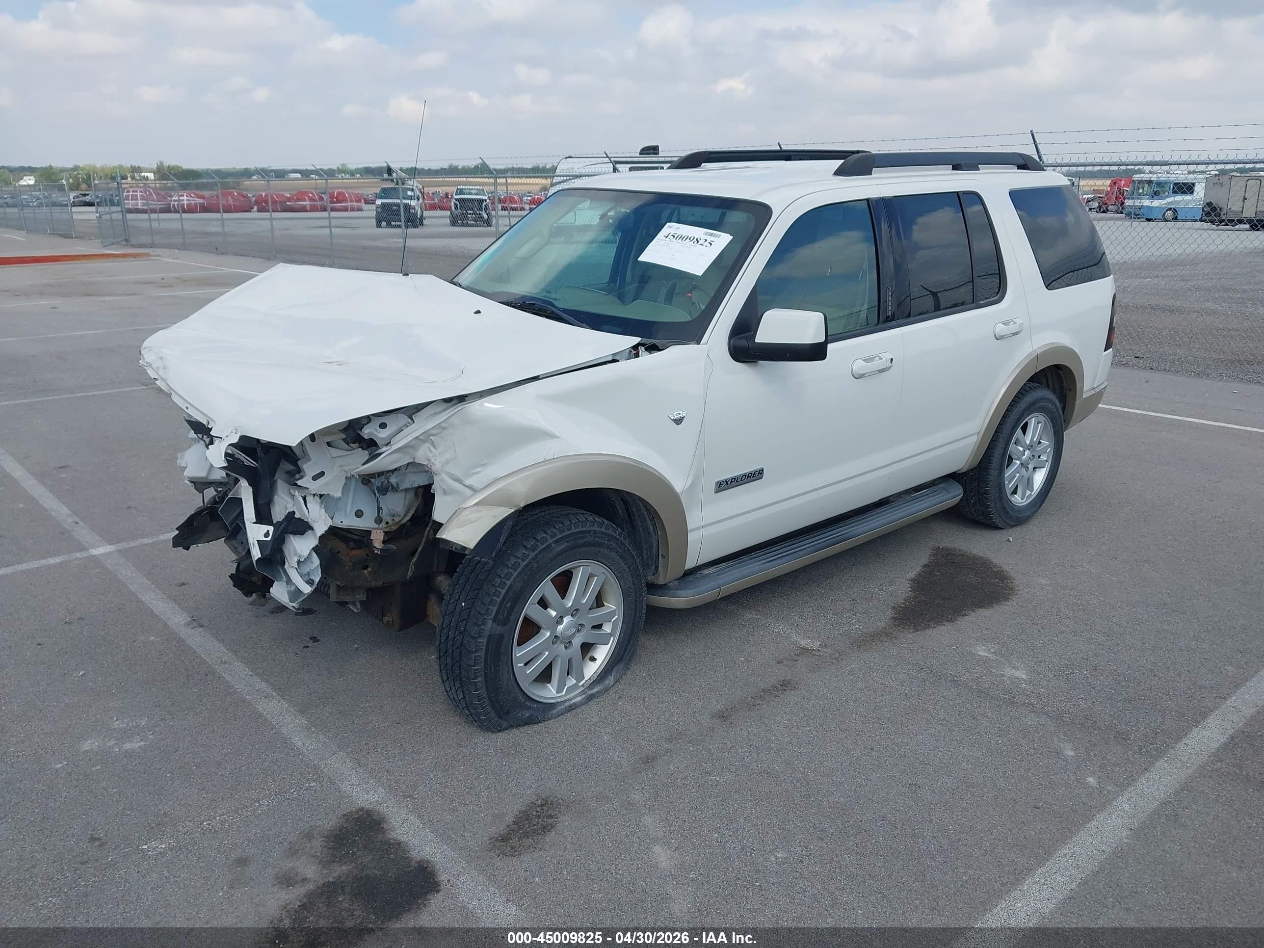 2008 Ford Explorer Eddie Bauer White vin: 1FMEU74808UB07326