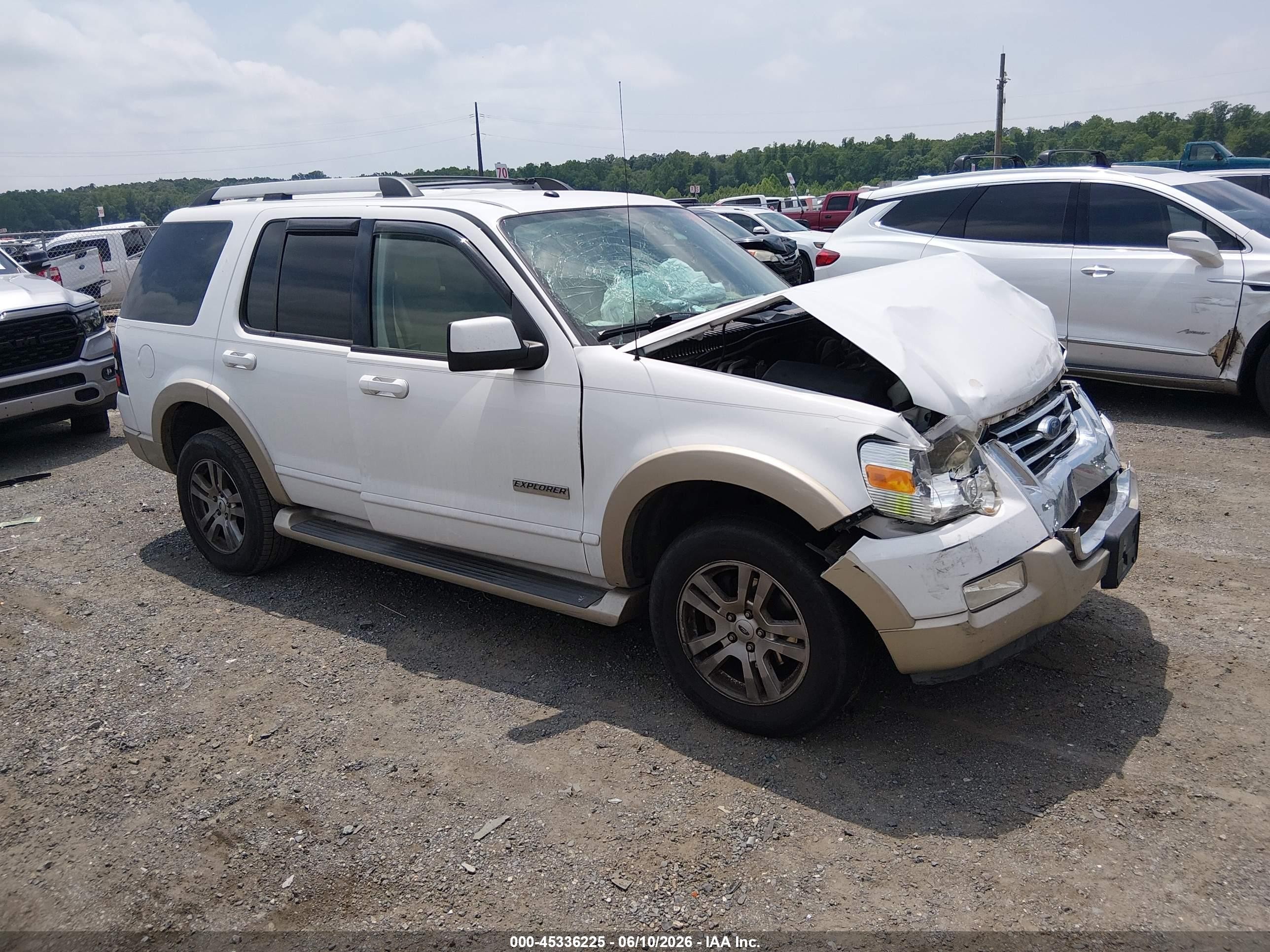 2006 Ford Explorer Eddie Bauer White vin: 1FMEU74826UB32161