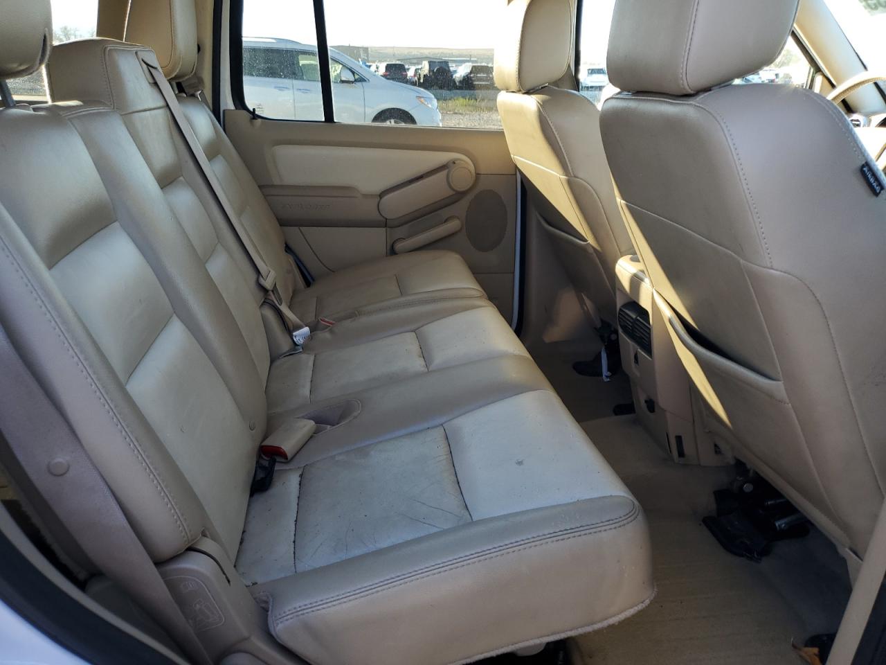 2006 Ford Explorer Eddie Bauer Белый vin: 1FMEU74836UB58428