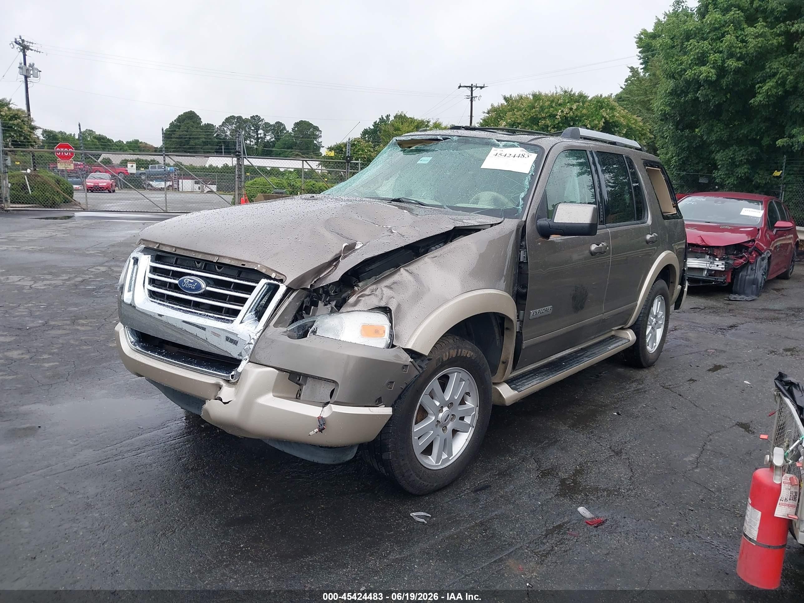 2006 Ford Explorer Eddie Bauer Gold vin: 1FMEU74896UB42024