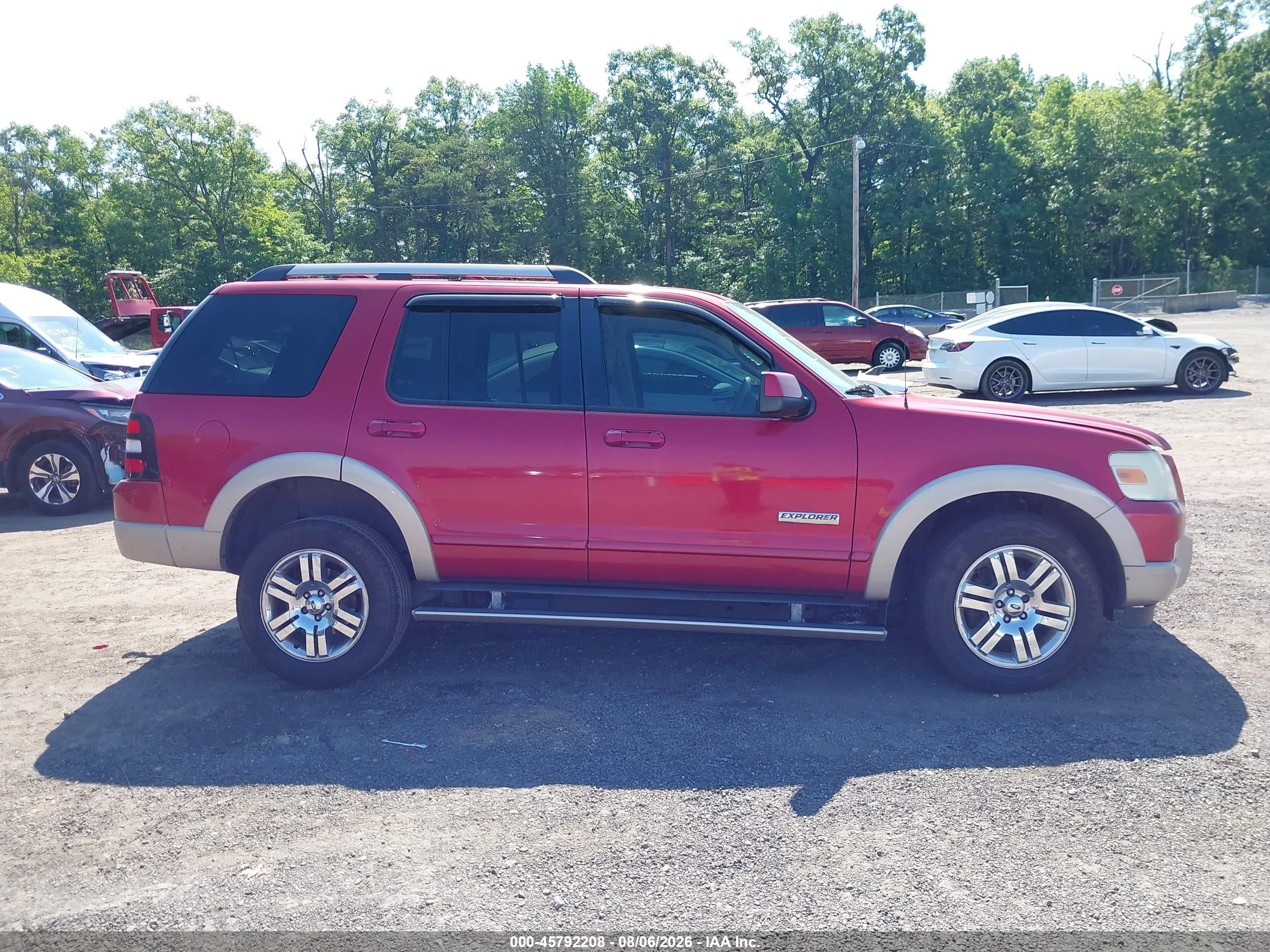 2007 Ford Explorer Eddie Bauer Red vin: 1FMEU74897UB32675