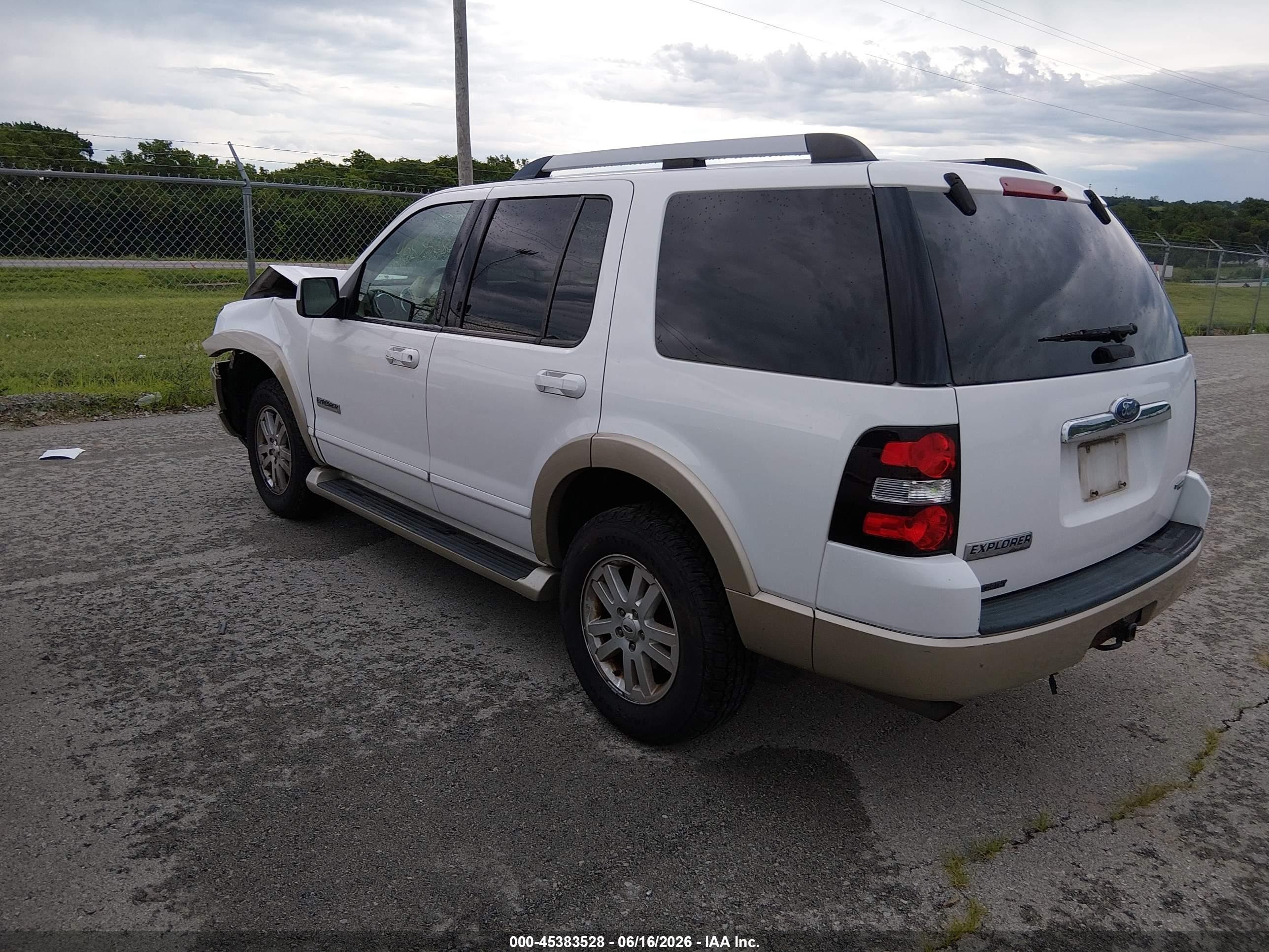 2007 Ford Explorer Eddie Bauer White vin: 1FMEU74E07UB16869
