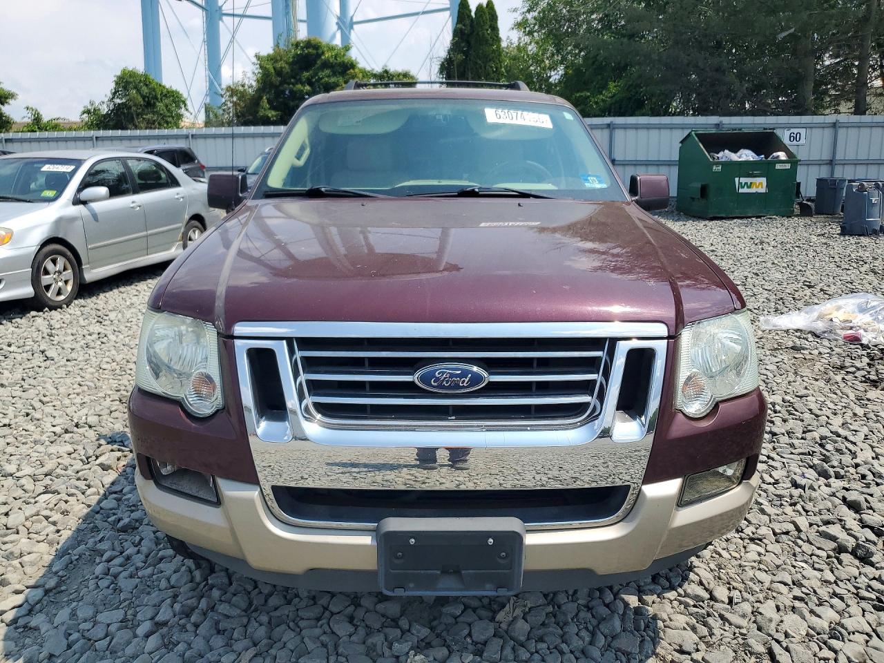 2006 Ford Explorer Eddie Bauer Burgundy vin: 1FMEU74E16UB12148
