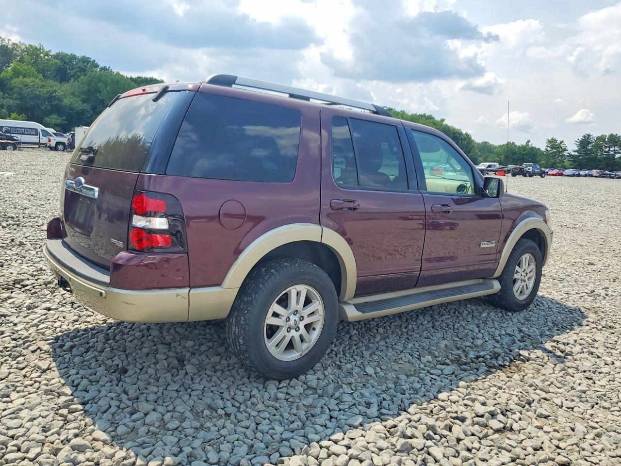 2006 Ford Explorer Eddie Bauer Burgundy vin: 1FMEU74E16UB12148