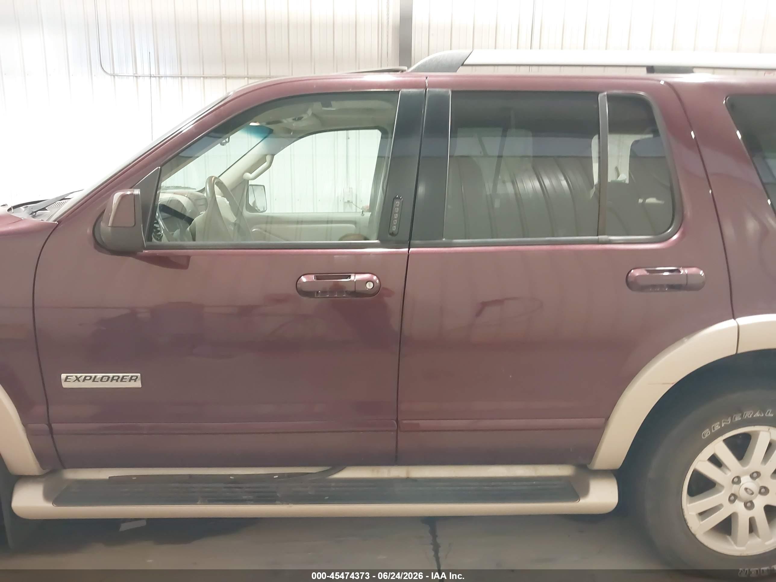 2007 Ford Explorer Eddie Bauer Maroon vin: 1FMEU74E17UB04097
