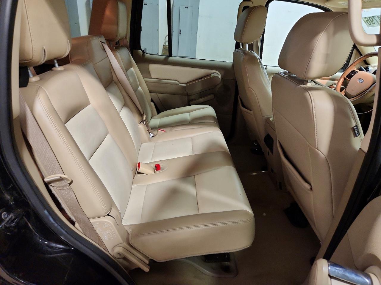 2007 Ford Explorer Eddie Bauer Black vin: 1FMEU74E17UB40047