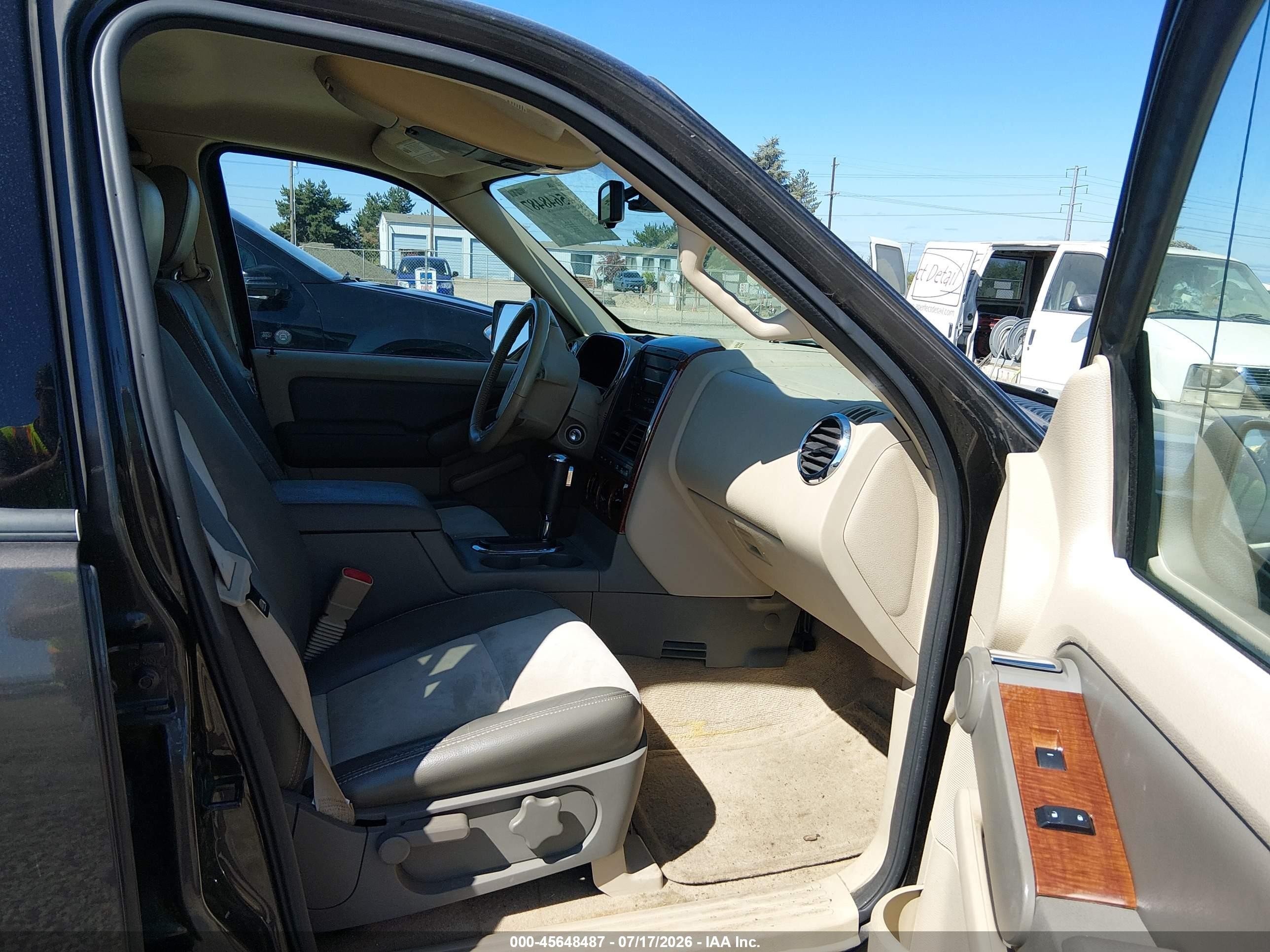 2006 Ford Explorer Eddie Bauer Gray vin: 1FMEU74E36UB61268