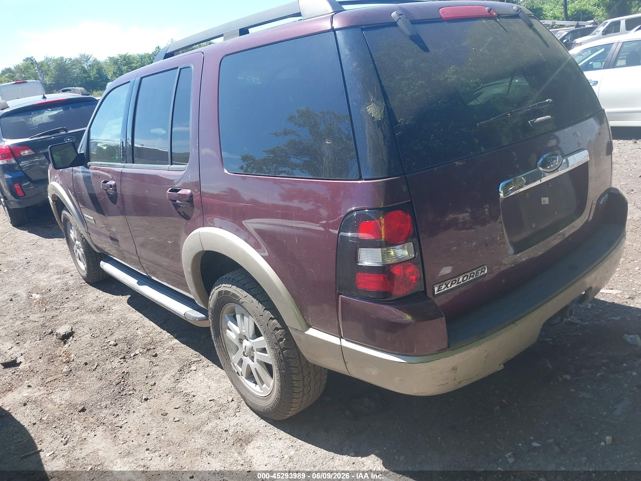 2008 Ford Explorer Eddie Bauer Red vin: 1FMEU74E38UA08165