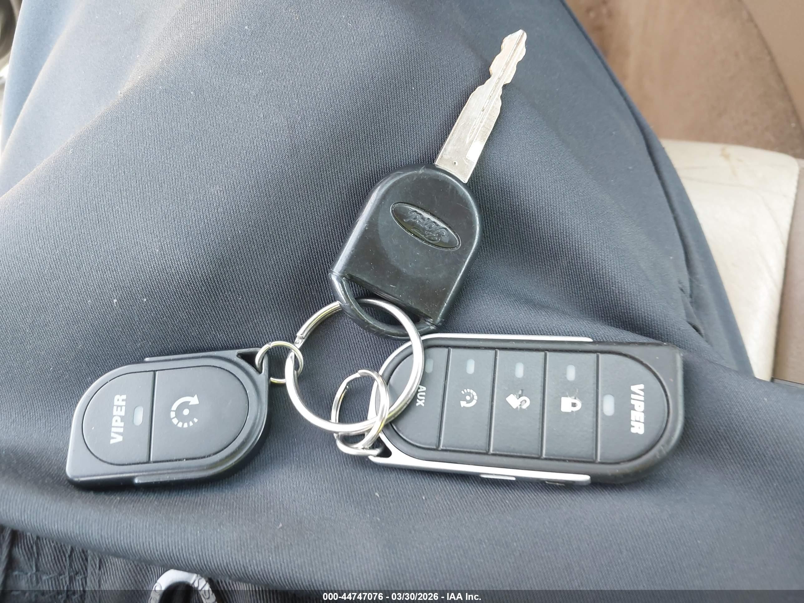 2008 Ford Explorer Eddie Bauer Gray vin: 1FMEU74E38UB29150