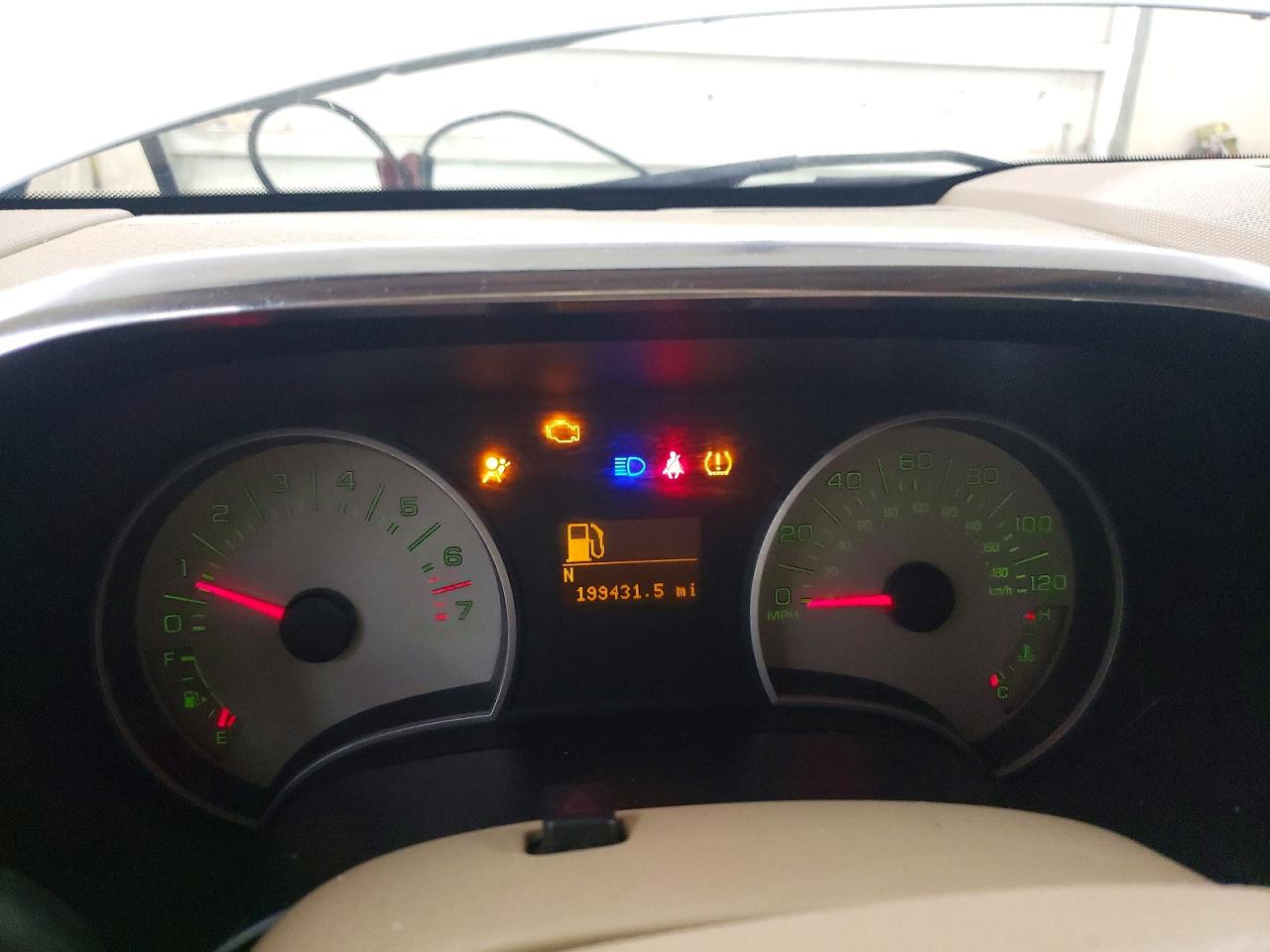 2006 Ford Explorer Eddie Bauer White vin: 1FMEU74E46UB44009