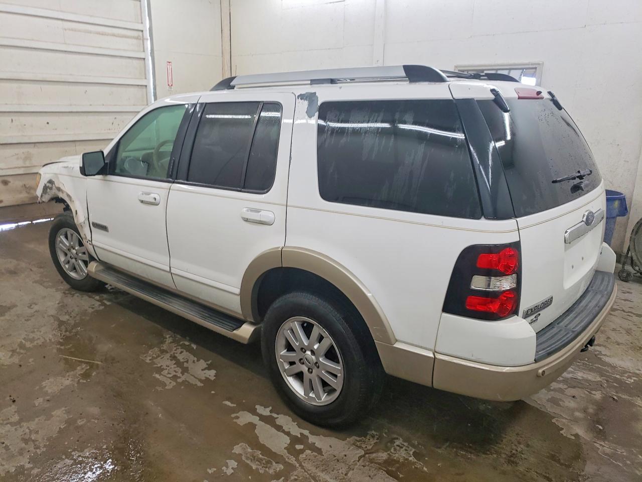 2006 Ford Explorer Eddie Bauer White vin: 1FMEU74E46UB44009
