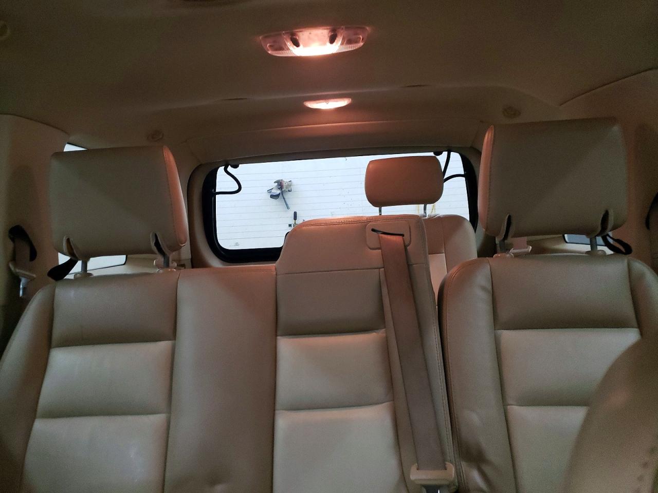 2006 Ford Explorer Eddie Bauer White vin: 1FMEU74E46UB44009