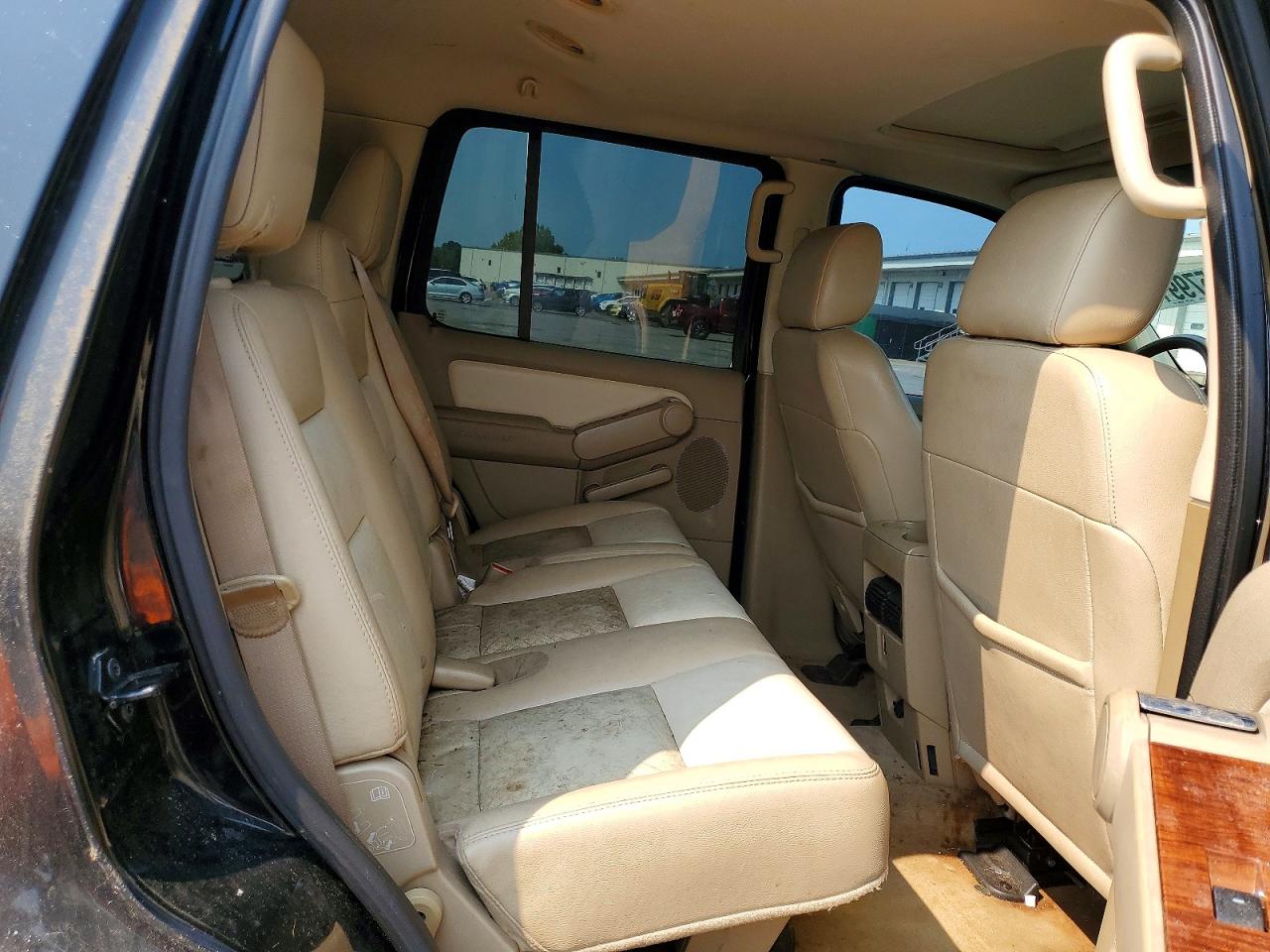 2008 Ford Explorer Eddie Bauer Black vin: 1FMEU74E58UB18442