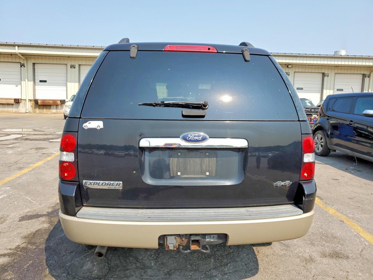 2008 Ford Explorer Eddie Bauer Black vin: 1FMEU74E58UB18442