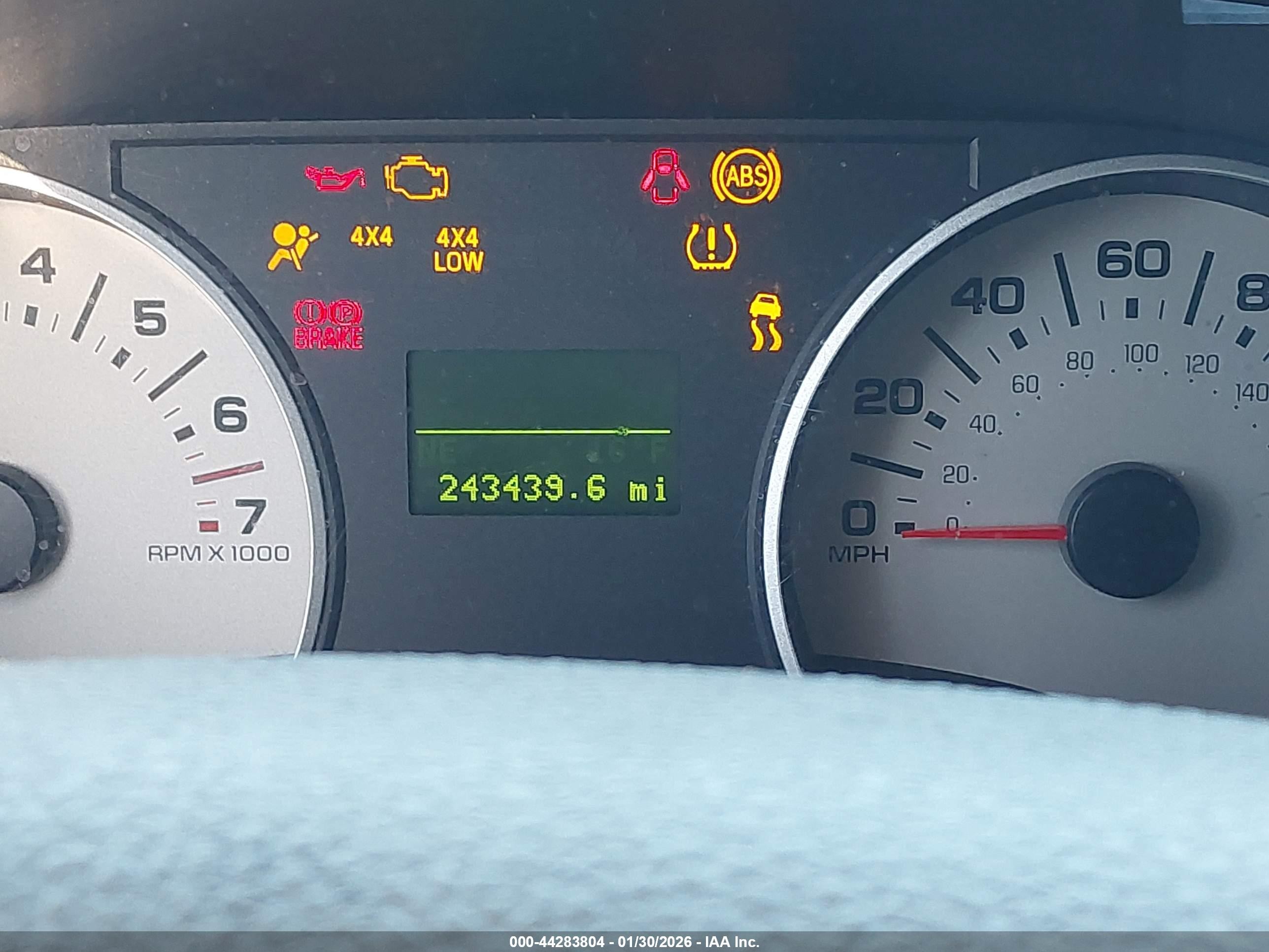 2007 Ford Explorer Eddie Bauer White vin: 1FMEU74E67UB42960