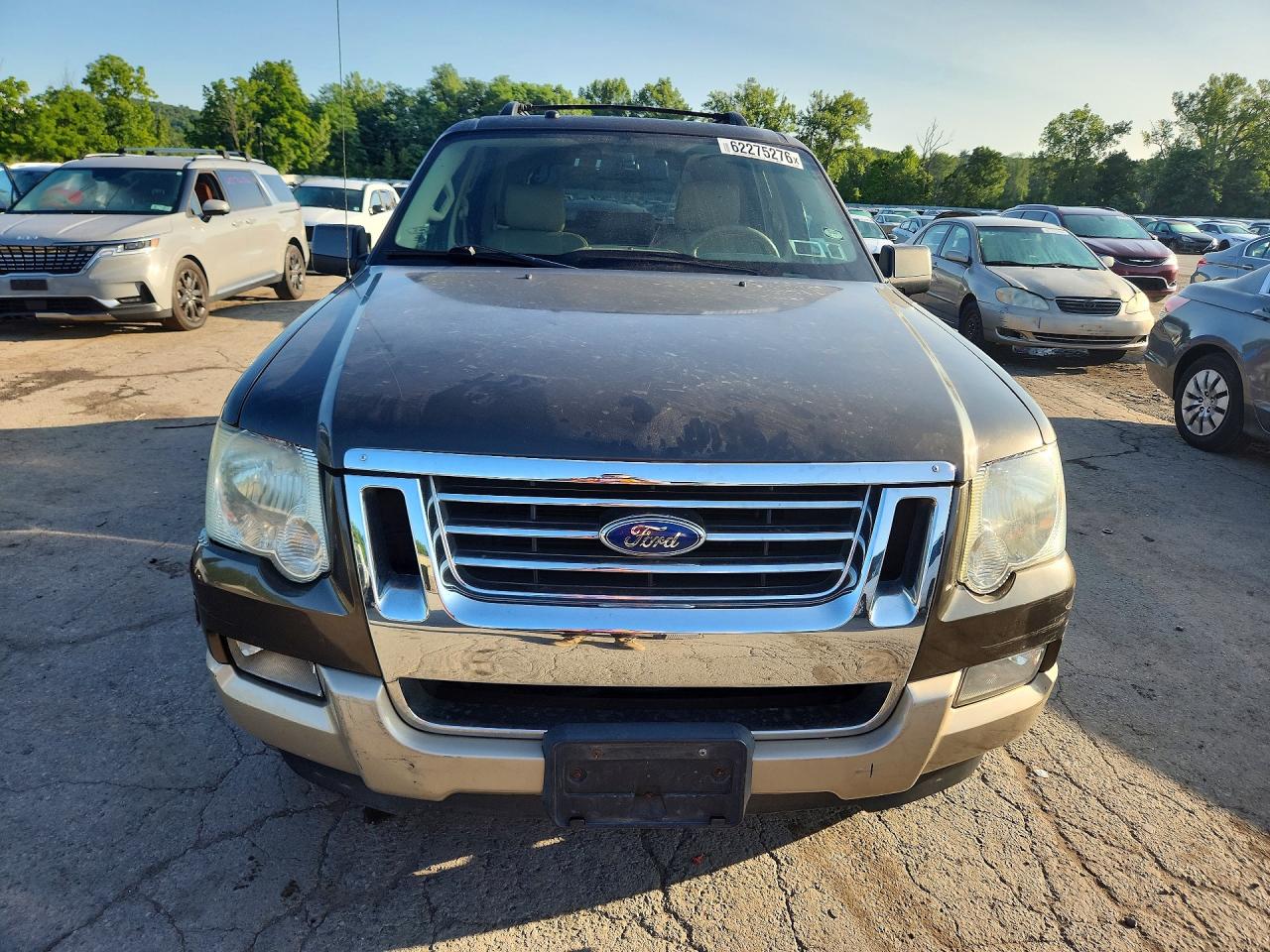 2008 Ford Explorer Eddie Bauer Gray vin: 1FMEU74E88UB33095