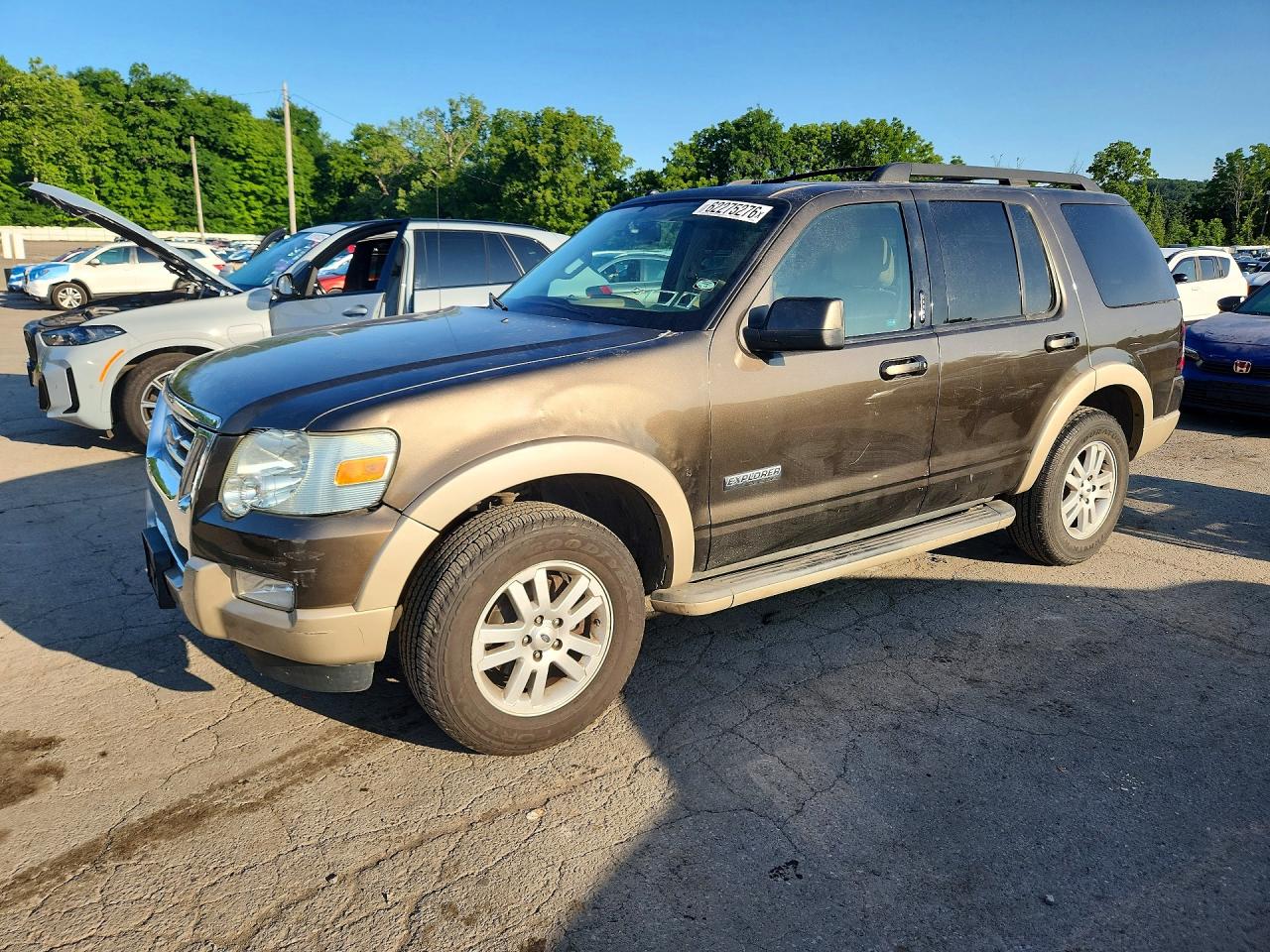 2008 Ford Explorer Eddie Bauer Gray vin: 1FMEU74E88UB33095
