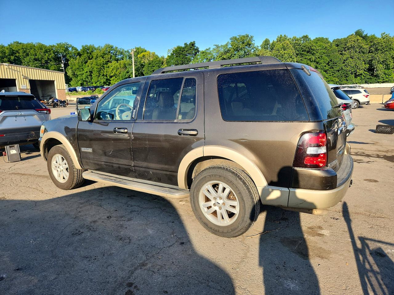 2008 Ford Explorer Eddie Bauer Gray vin: 1FMEU74E88UB33095