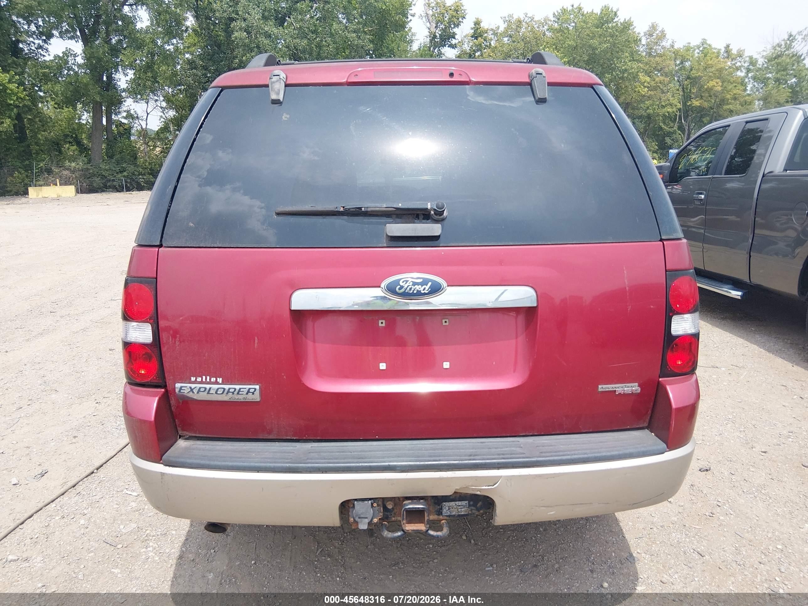 2006 Ford Explorer Eddie Bauer Красный vin: 1FMEU74EX6UA41614