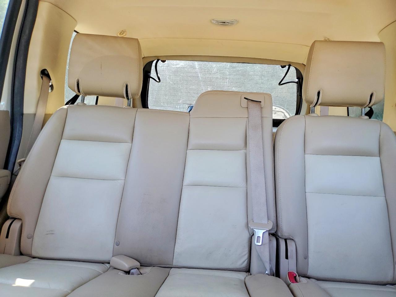 2008 Ford Explorer Eddie Bauer White vin: 1FMEU74EX8UA14030