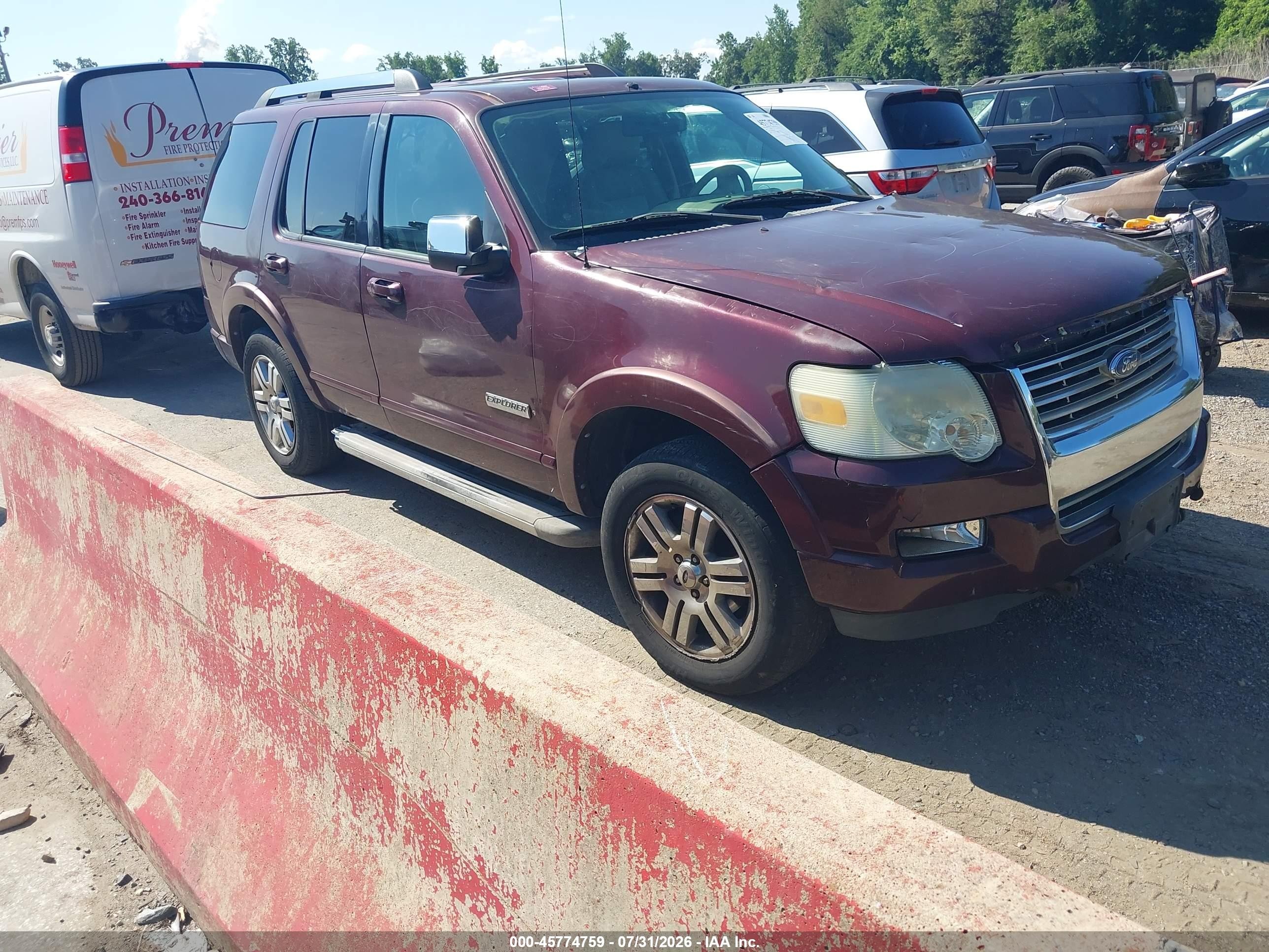 2006 Ford Explorer Limited Maroon vin: 1FMEU75806UA30002