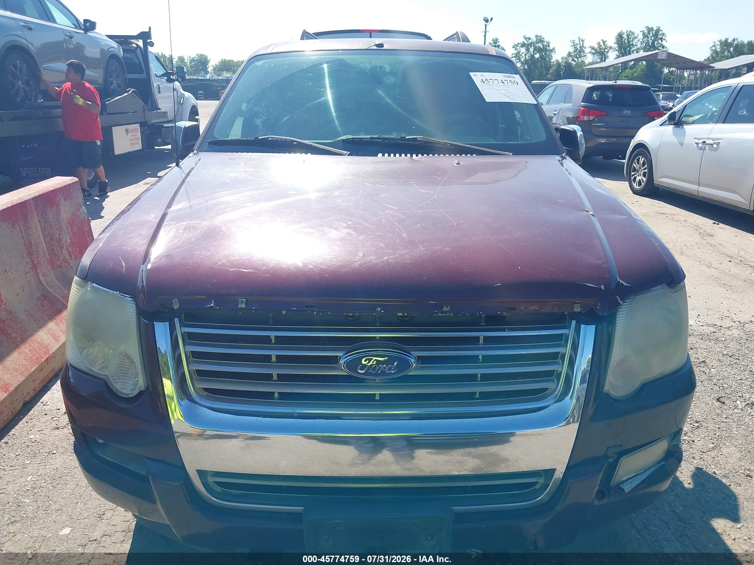 2006 Ford Explorer Limited Maroon vin: 1FMEU75806UA30002