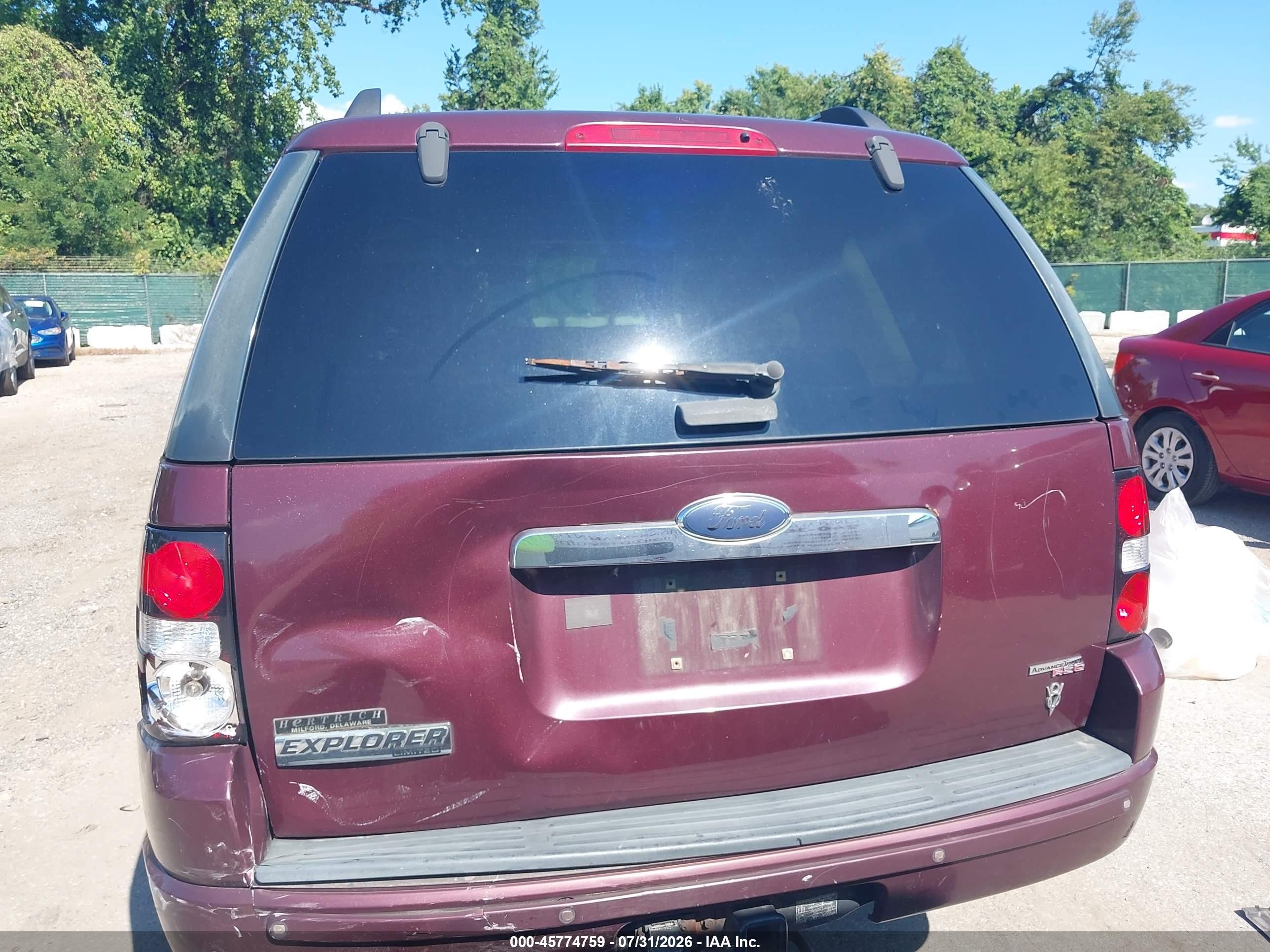2006 Ford Explorer Limited Maroon vin: 1FMEU75806UA30002