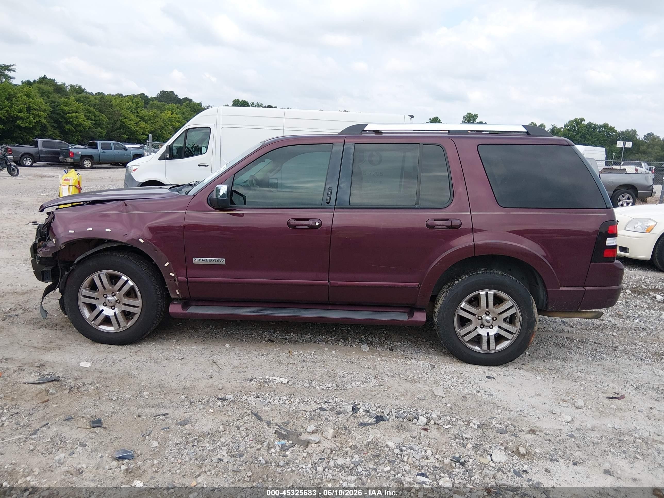 2006 Ford Explorer Limited Maroon vin: 1FMEU75806UB50026