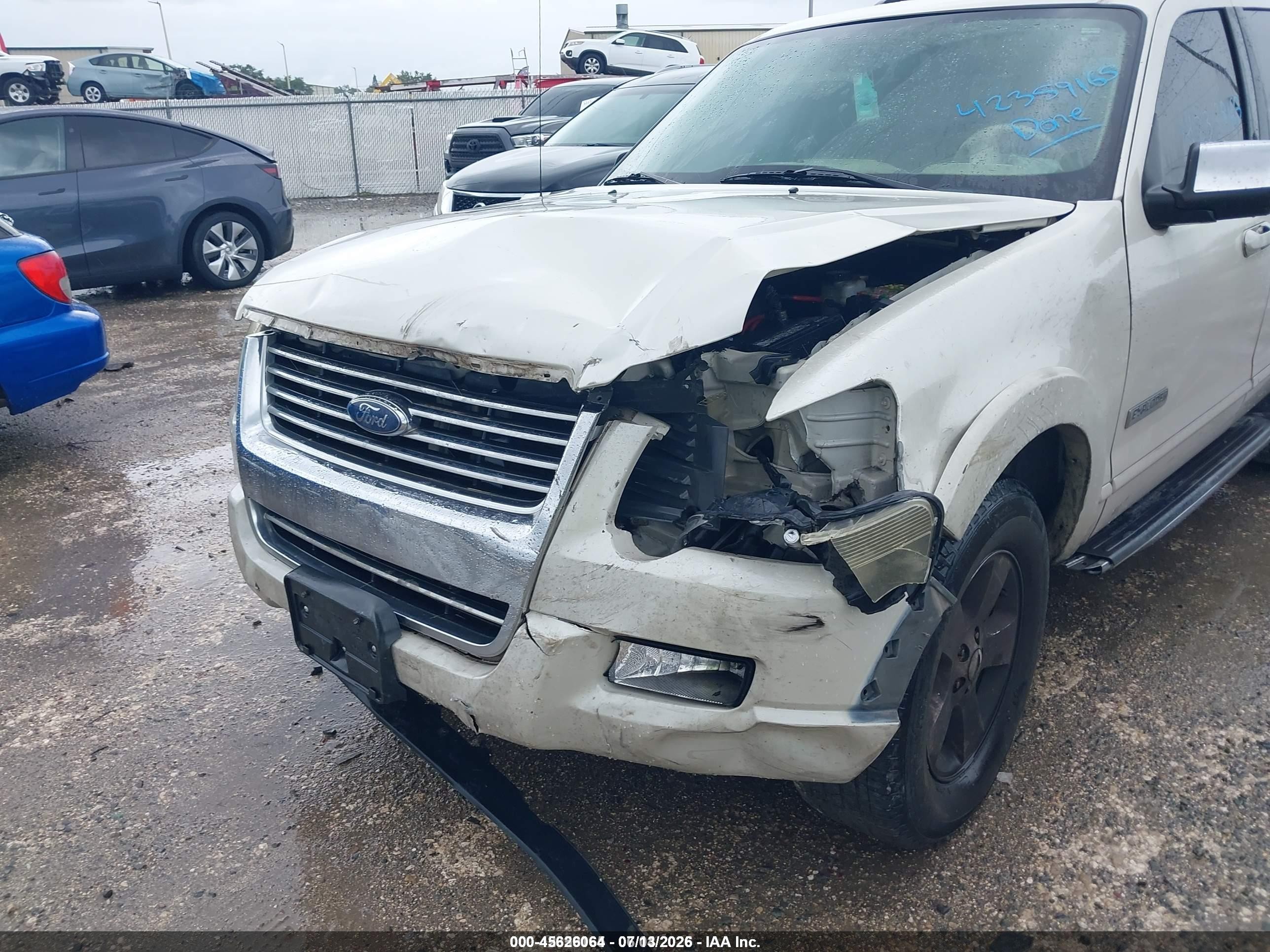 2006 Ford Explorer Limited White vin: 1FMEU75816ZA13714