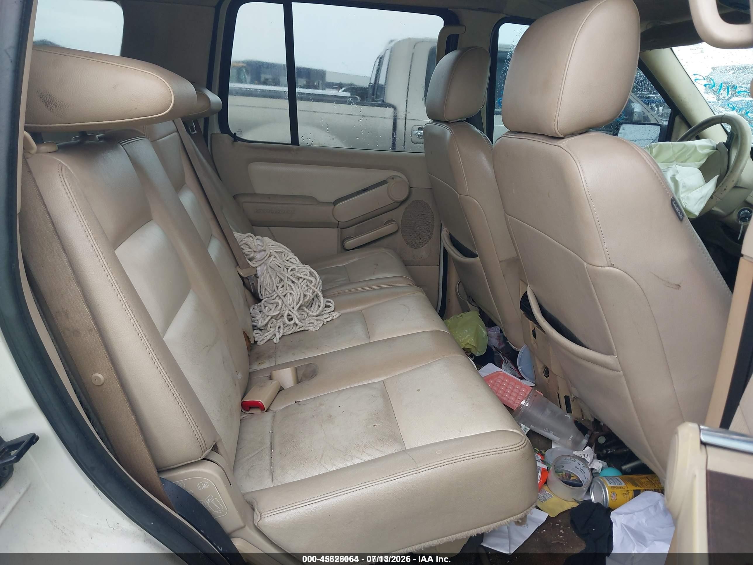 2006 Ford Explorer Limited White vin: 1FMEU75816ZA13714