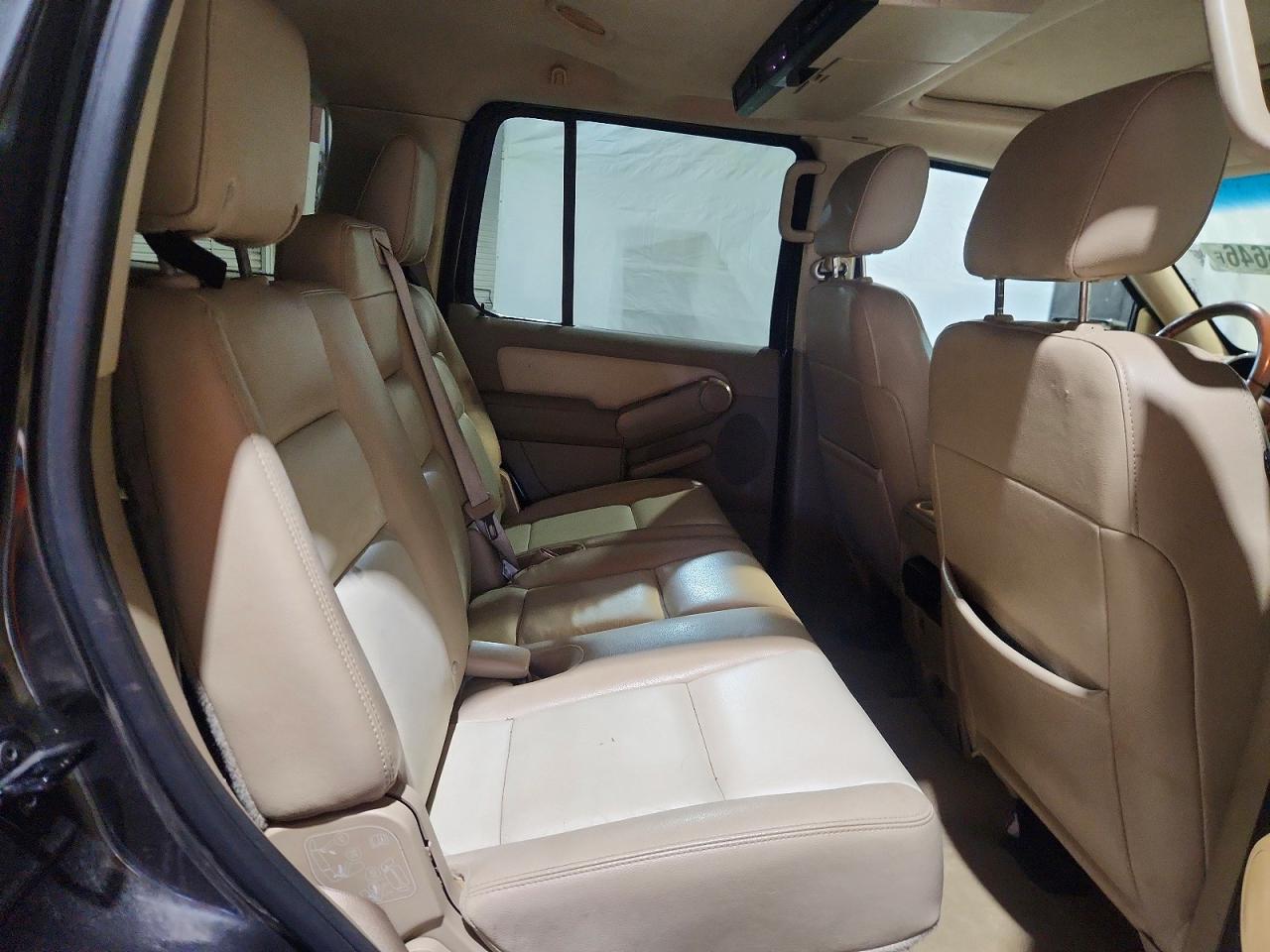 2007 Ford Explorer Limited Серый vin: 1FMEU75837UB12954