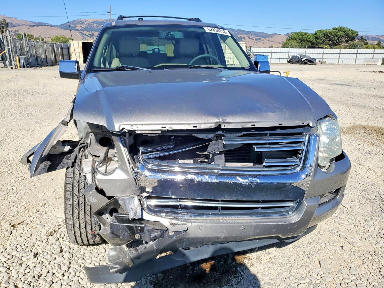 2008 Ford Explorer Limited Желто-коричневый vin: 1FMEU75848UA35044