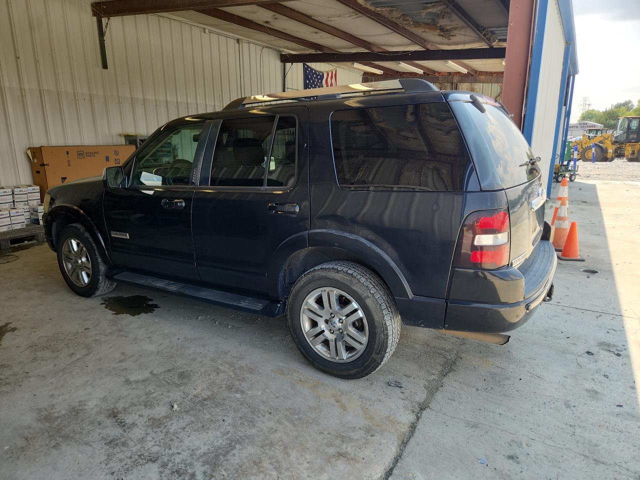 2006 Ford Explorer Limited Black vin: 1FMEU75876UB09506 Damage: Left Qtr Panel, Dent(S) W/ Paint Dmg, 1 To 2 Inches