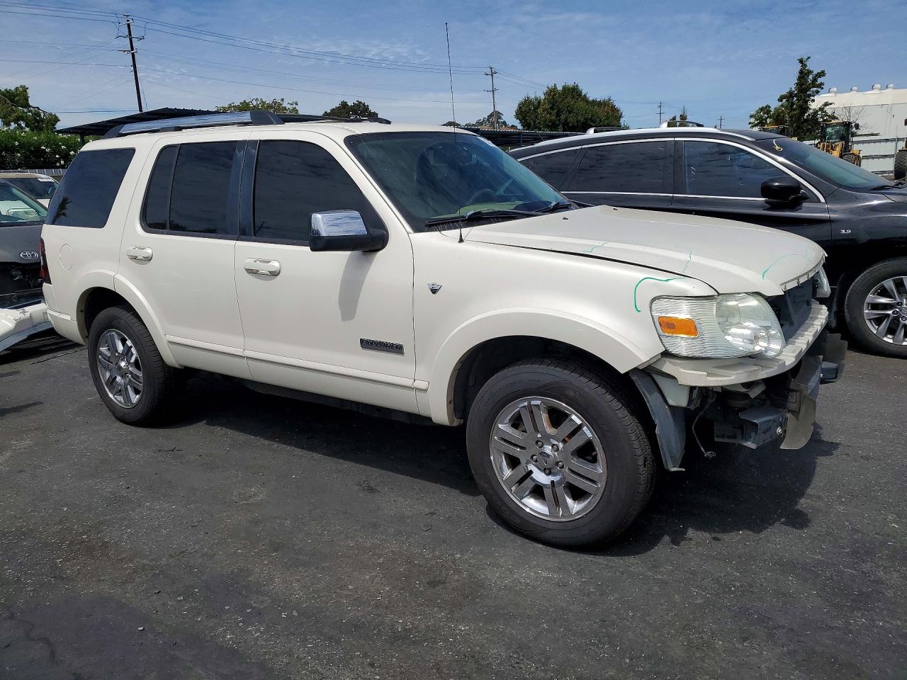 2007 Ford Explorer Limited White vin: 1FMEU75897UB19505