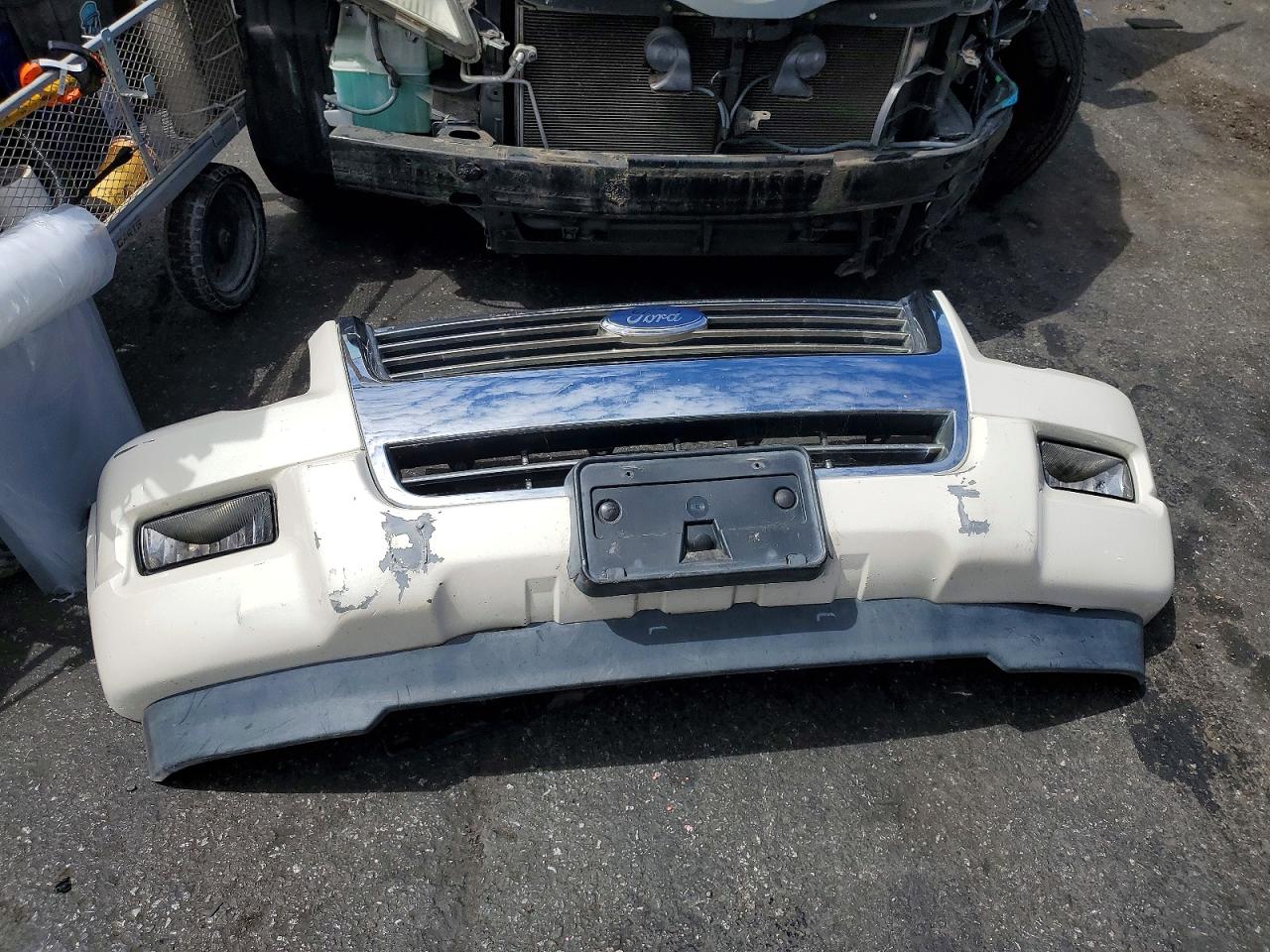 2007 Ford Explorer Limited White vin: 1FMEU75897UB19505