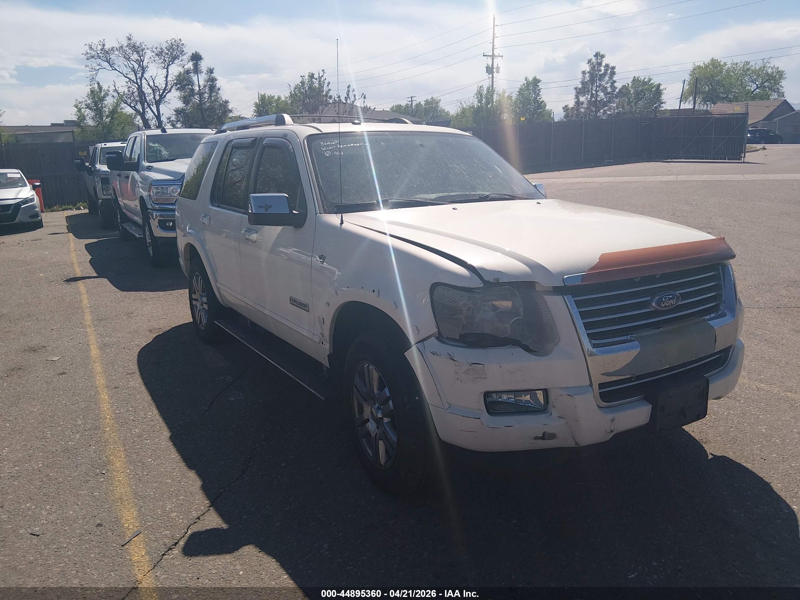 2007 Ford Explorer Limited White vin: 1FMEU758X7UB64601