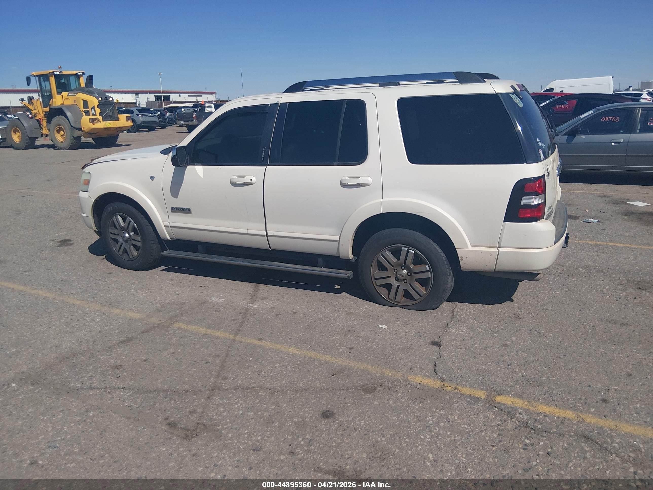 2007 Ford Explorer Limited White vin: 1FMEU758X7UB64601