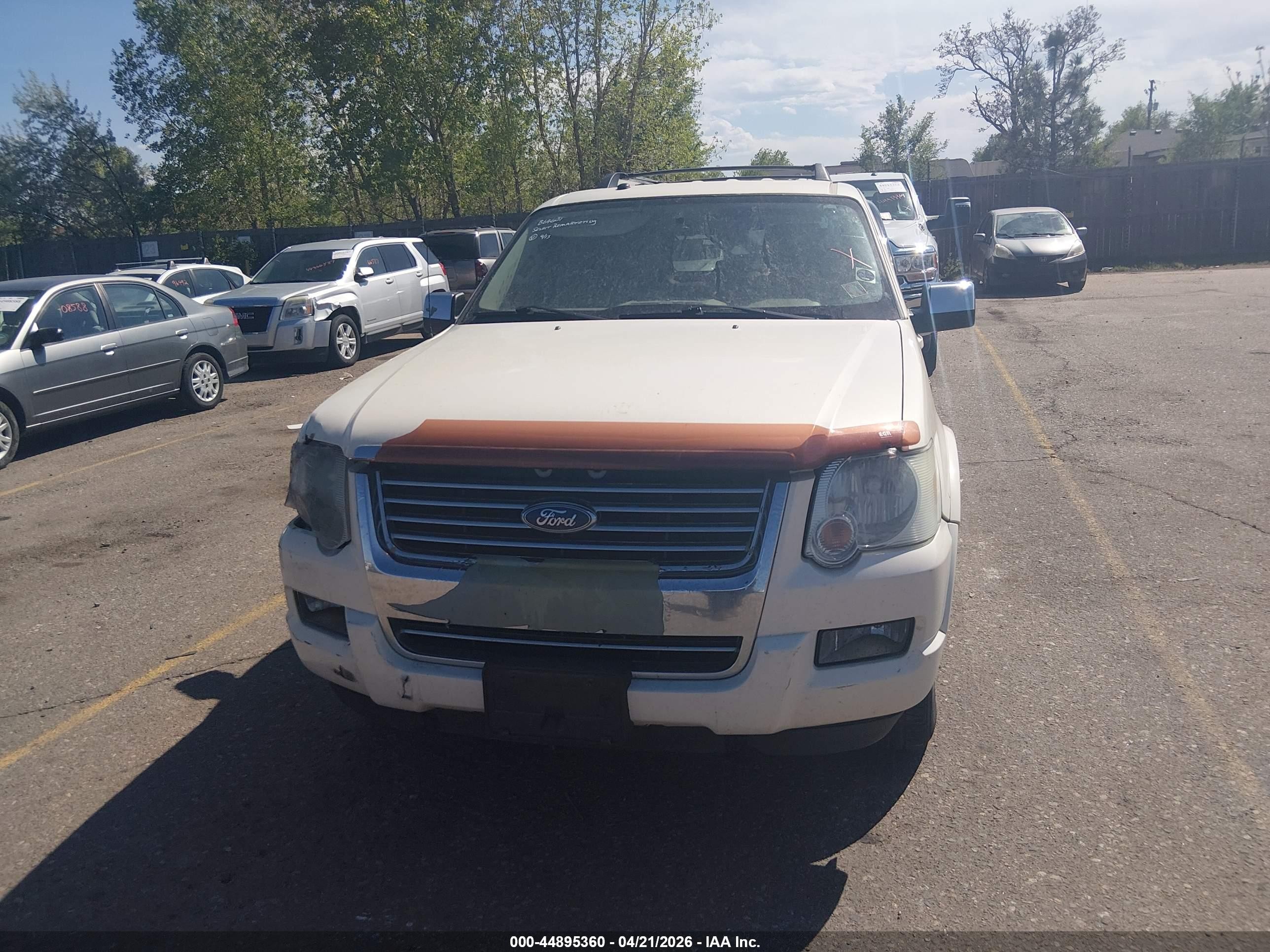 2007 Ford Explorer Limited White vin: 1FMEU758X7UB64601