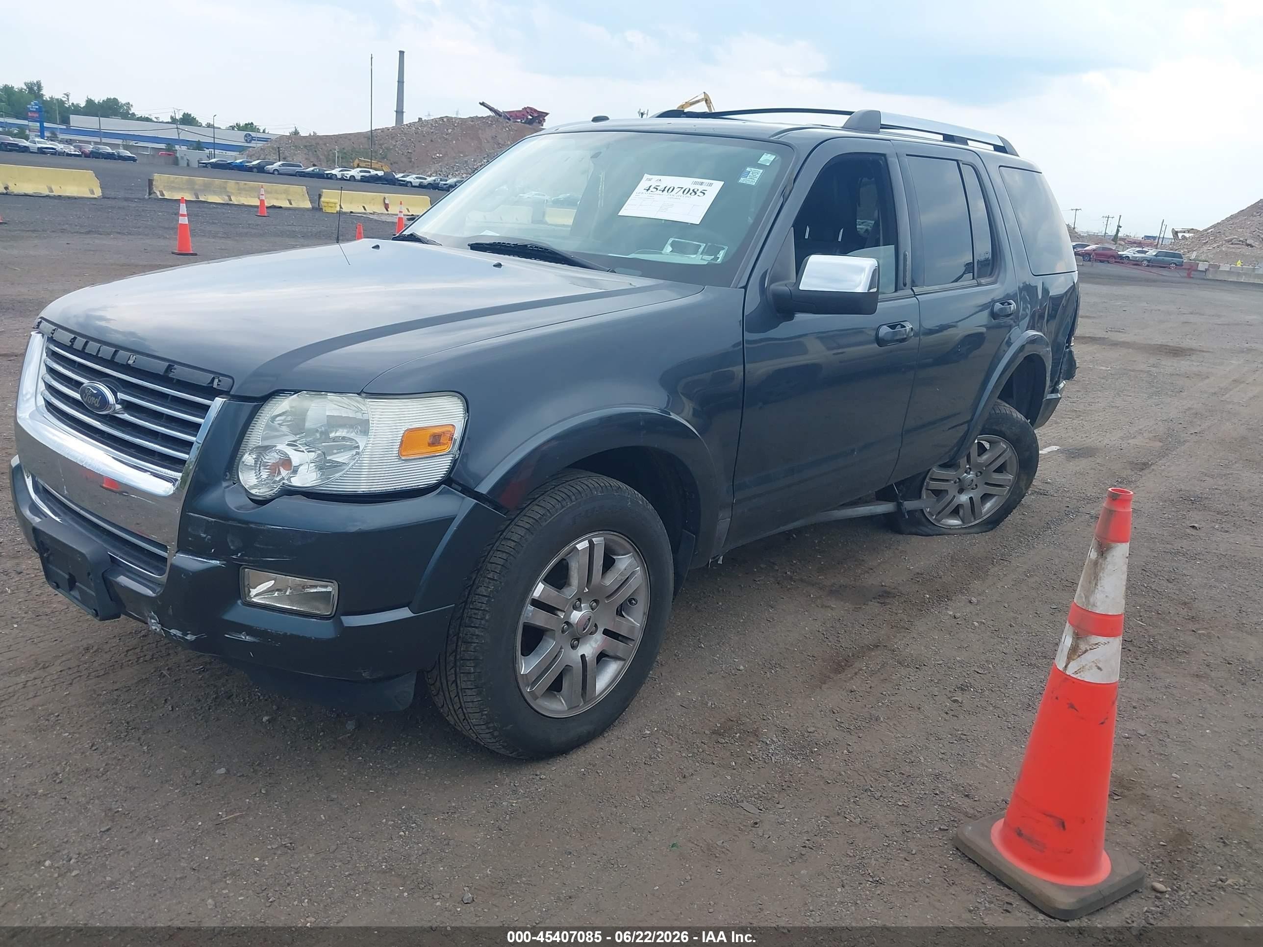 2009 Ford Explorer Limited Gray vin: 1FMEU758X9UA26009