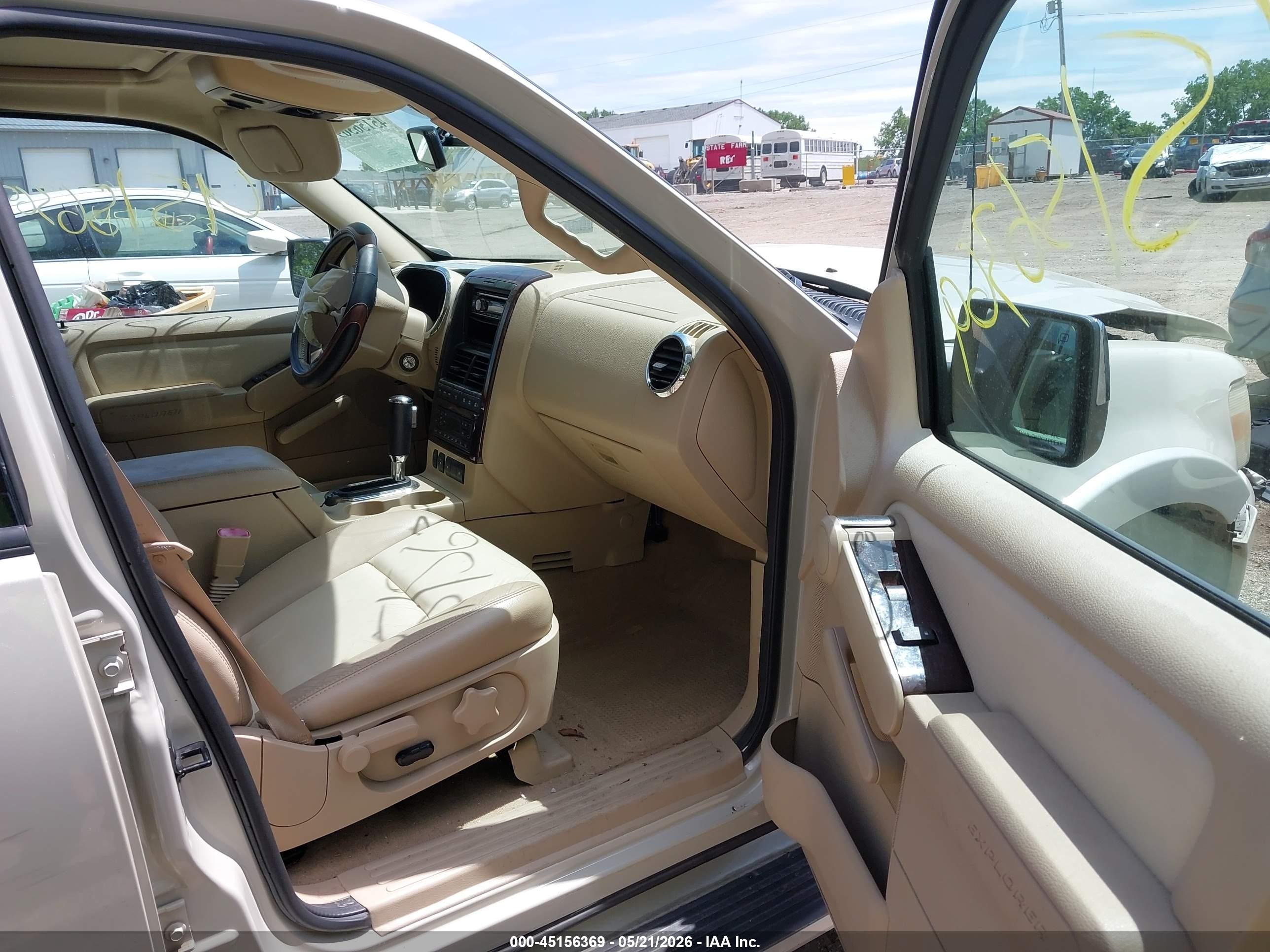 2006 Ford Explorer Limited White vin: 1FMEU75E26UB67609
