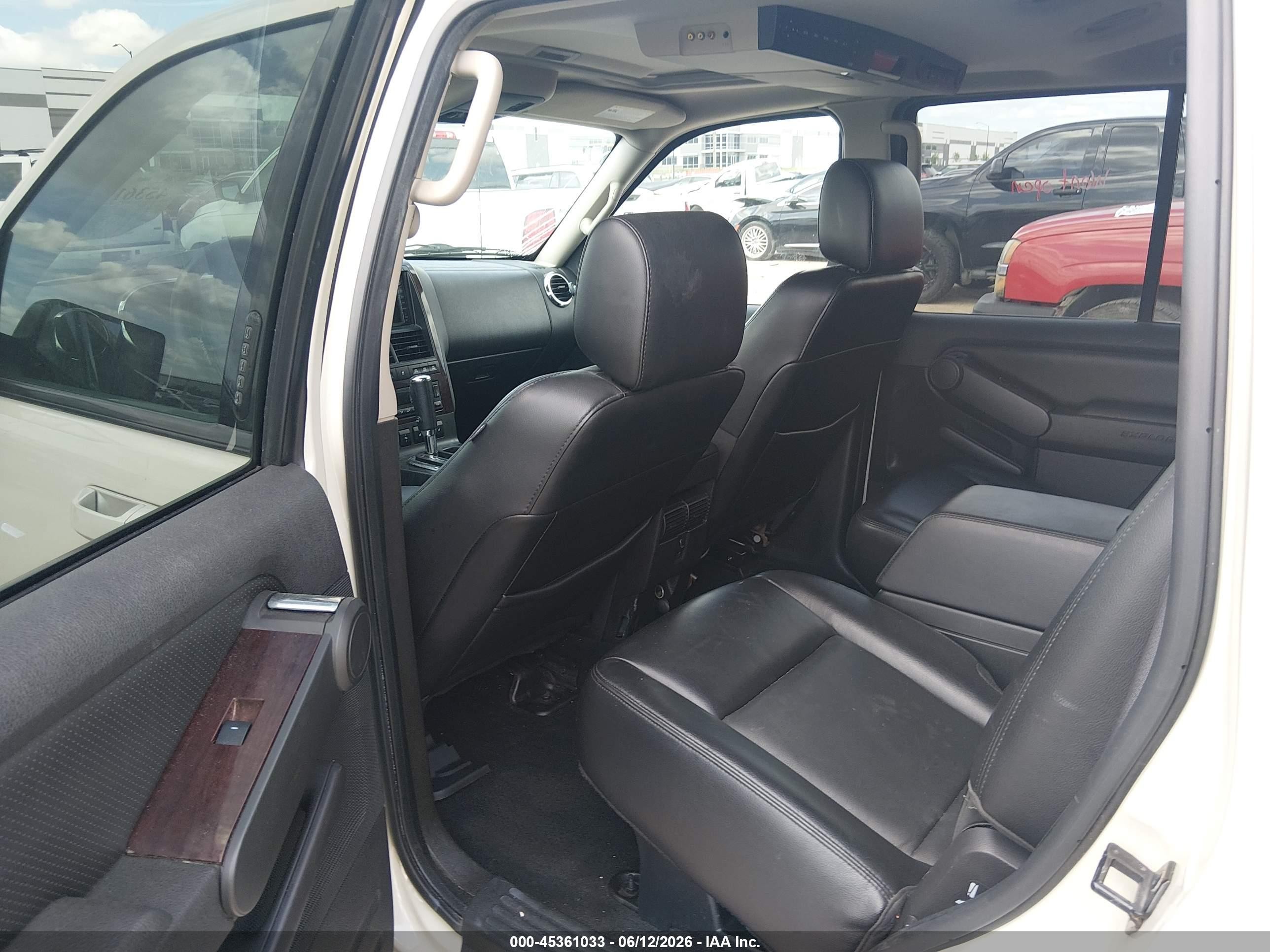 2006 Ford Explorer Limited White vin: 1FMEU75E46UB69555