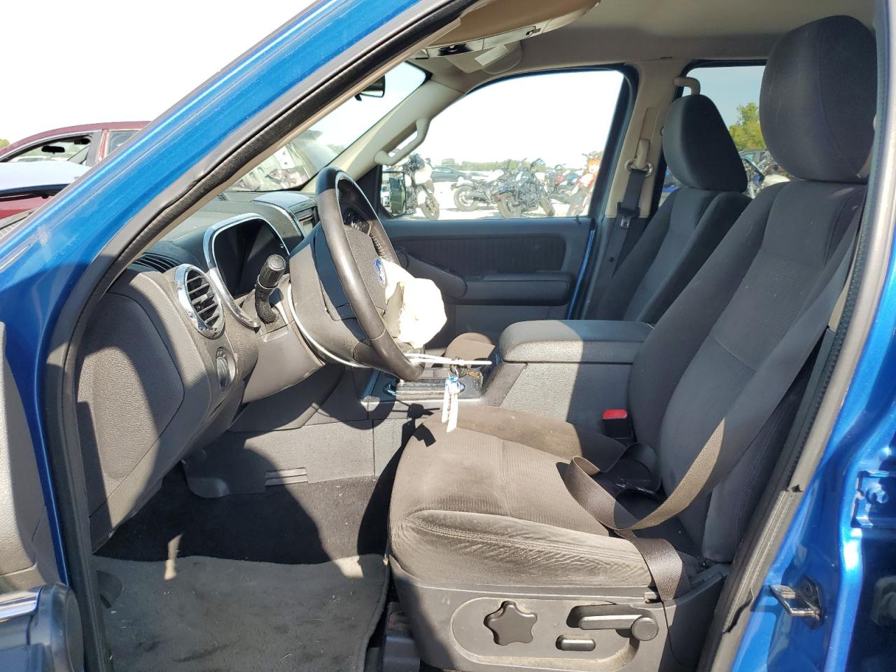 2010 Ford Explorer Xlt Blue vin: 1FMEU7DEXAUA66828