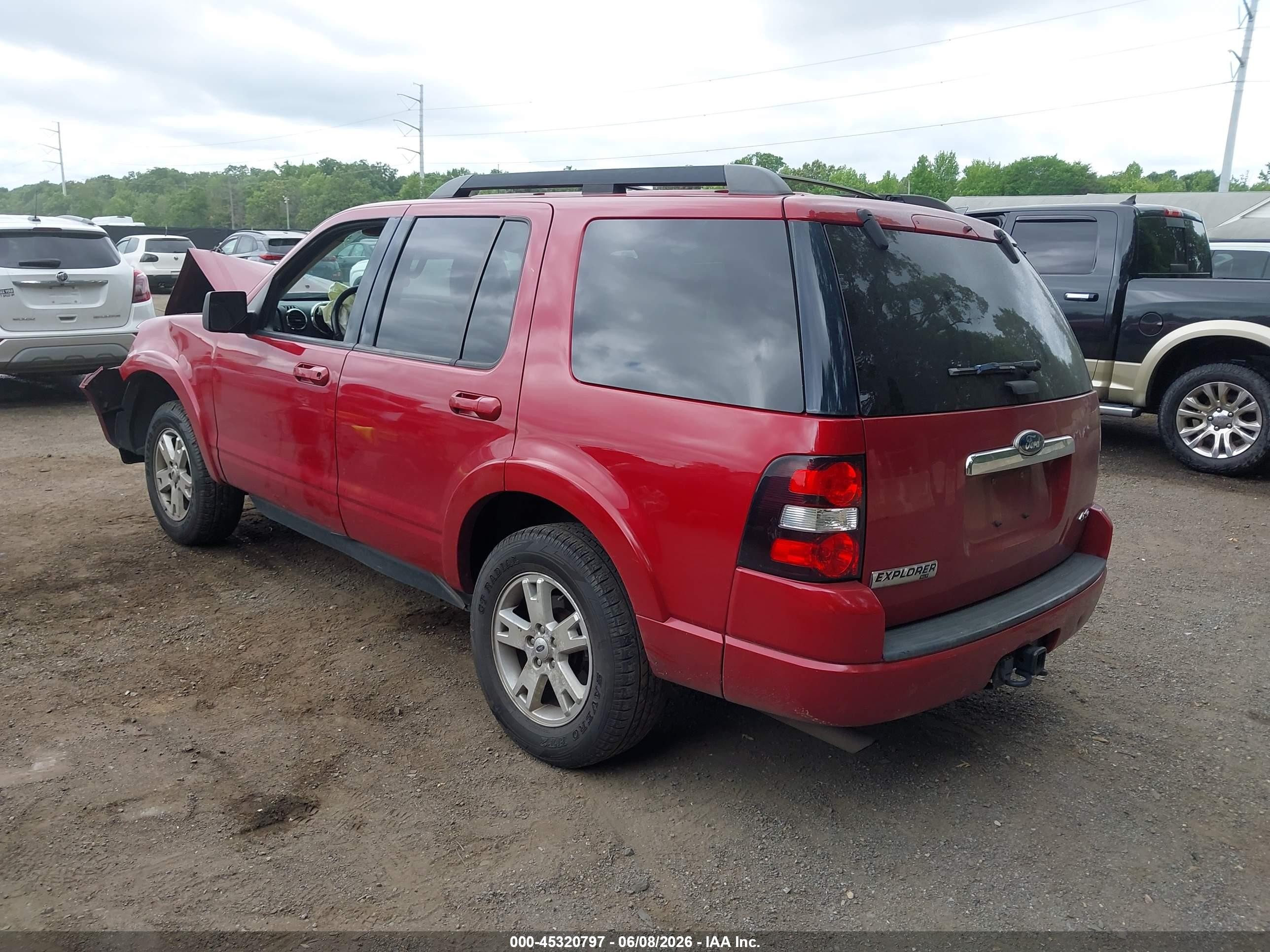 2010 Ford Explorer Xlt Red vin: 1FMEU7DEXAUA81507