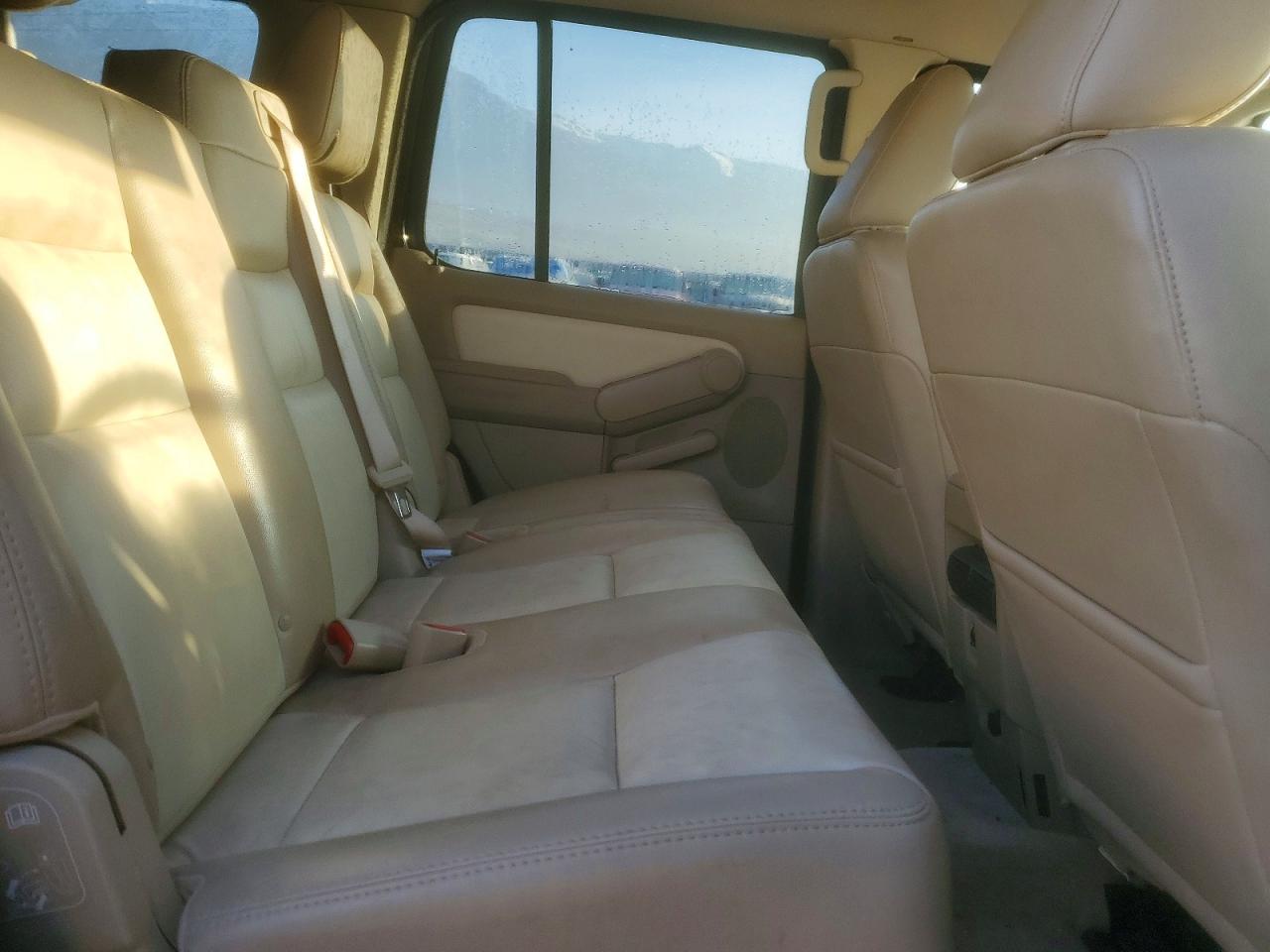 2010 Ford Explorer Eddie Bauer Black vin: 1FMEU7EE1AUB13775